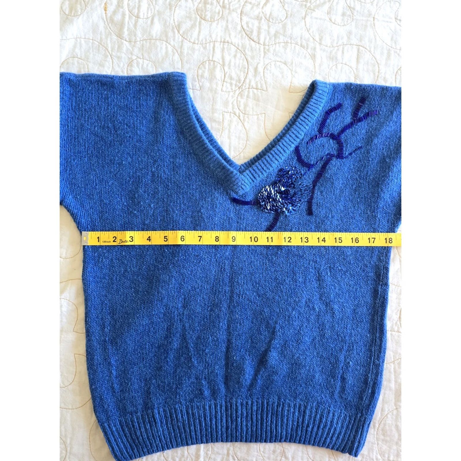 Vintage VINTAGE 80s Sweater Blue Beaded Sequins Womens Small Medium Short Sleeve Wool Blend Party 1980s Beaded Sequins Size S / US 4 / IT 40 - 4 Thumbnail