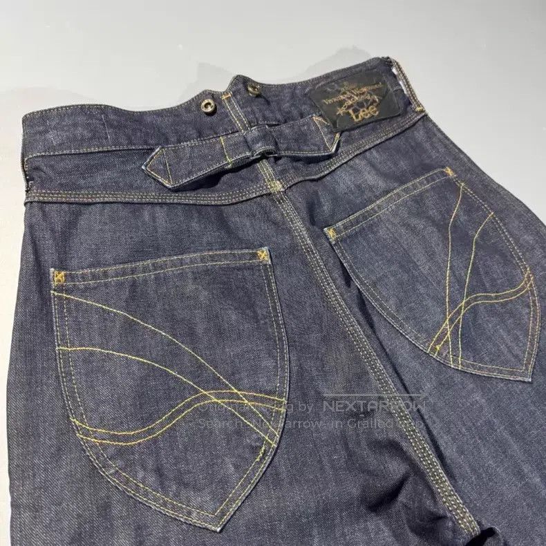 Vivienne Westwood Vivienne Westwood size L Jeans, Curved jeans Size US 26 / EU 42 - 2 Thumbnail