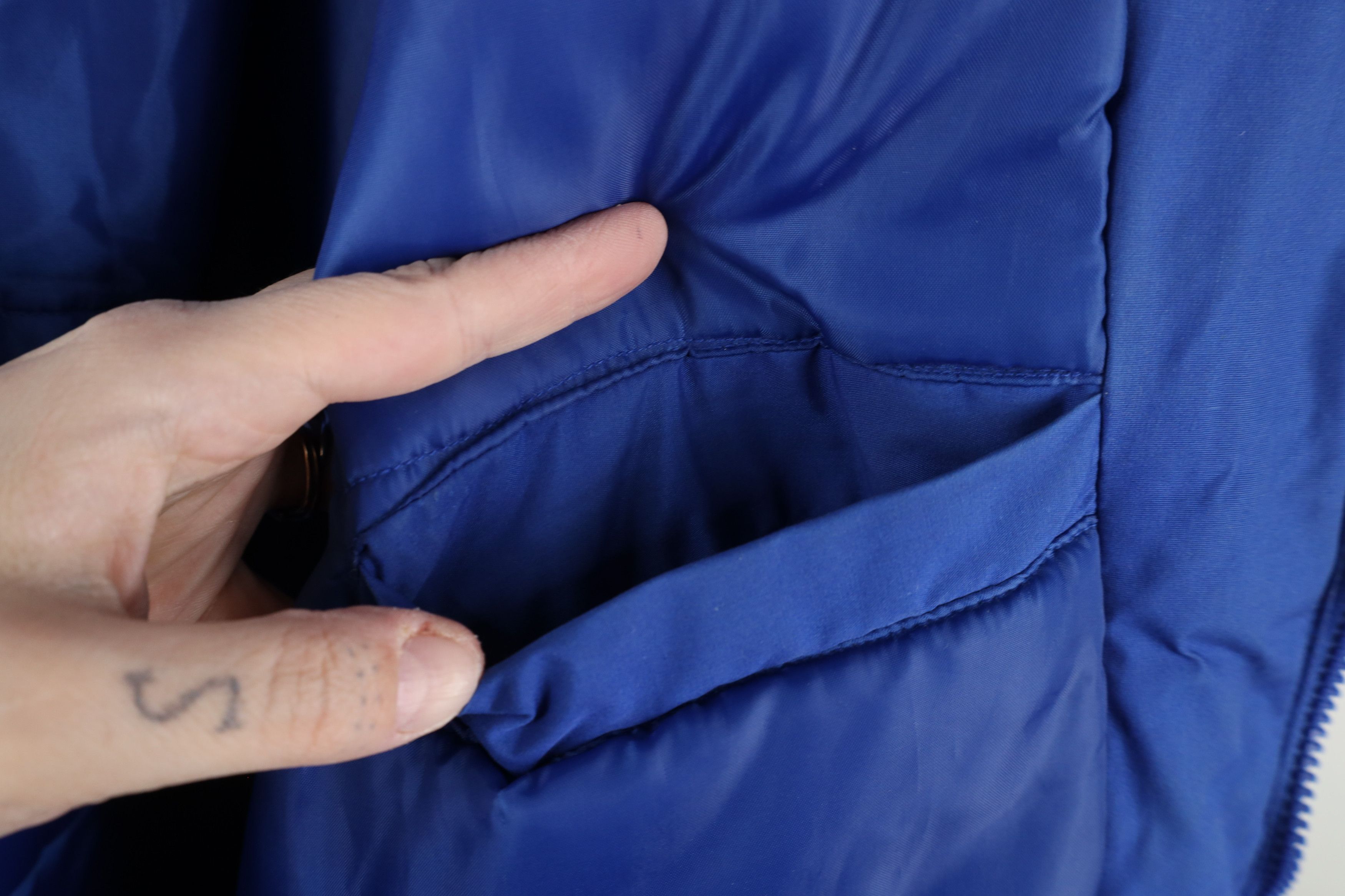 Vintage Vintage 90s Streetwear Winter Puffer Parka Jacket Royal Blue Size US XL / EU 56 / 4 - 12 Thumbnail