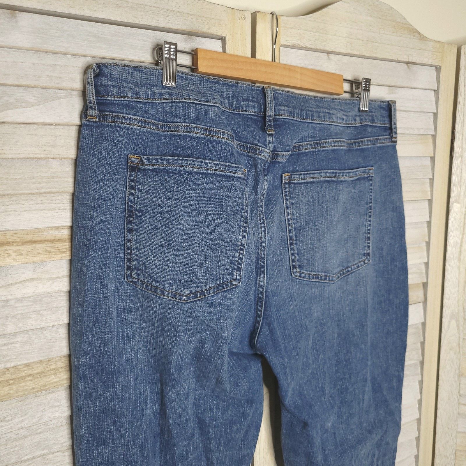 Banana Republic Banana Republic Girlfriend Jean Women’s Size 33/16 Size 38" / US 16 / IT 52 - 2 Thumbnail