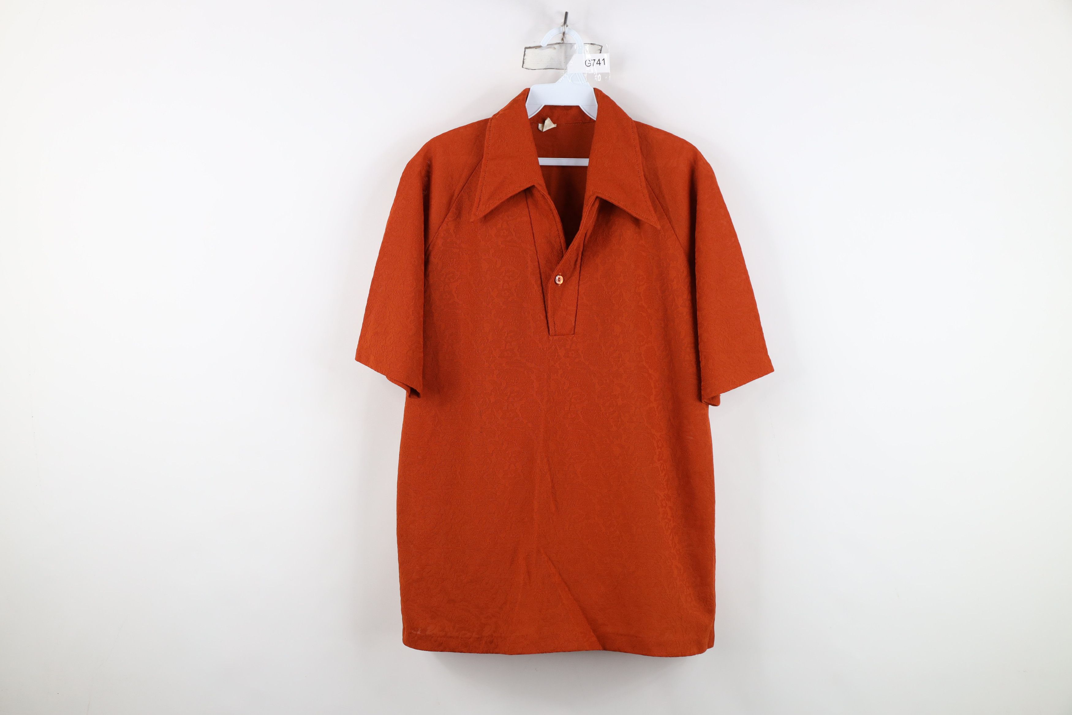 Vintage Vintage 60s 70s Streetwear Knit Collared Polo Orange USA Size US L / EU 52-54 / 3 - 1 Thumbnail
