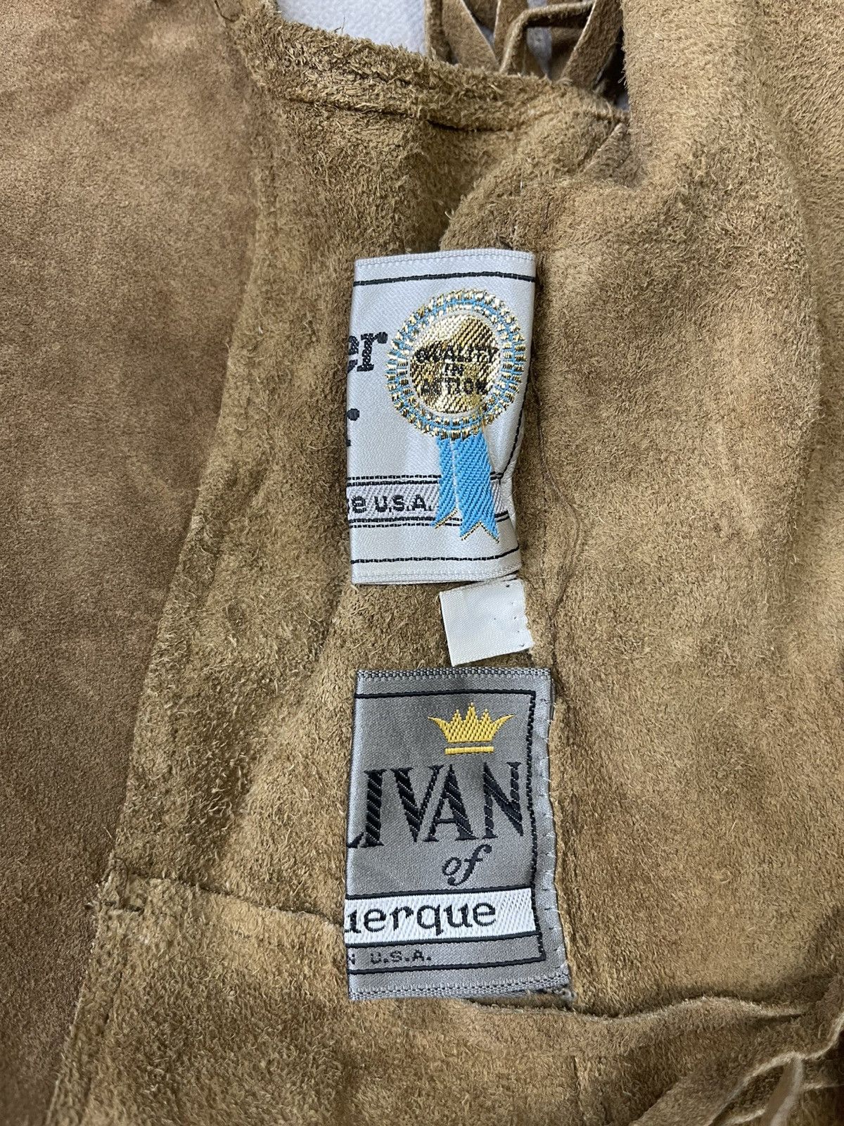 Japanese Brand Vintage Sullivan Of Albuquerque Native Pattern Leather Vest Size US S / EU 44-46 / 1 - 11 Thumbnail