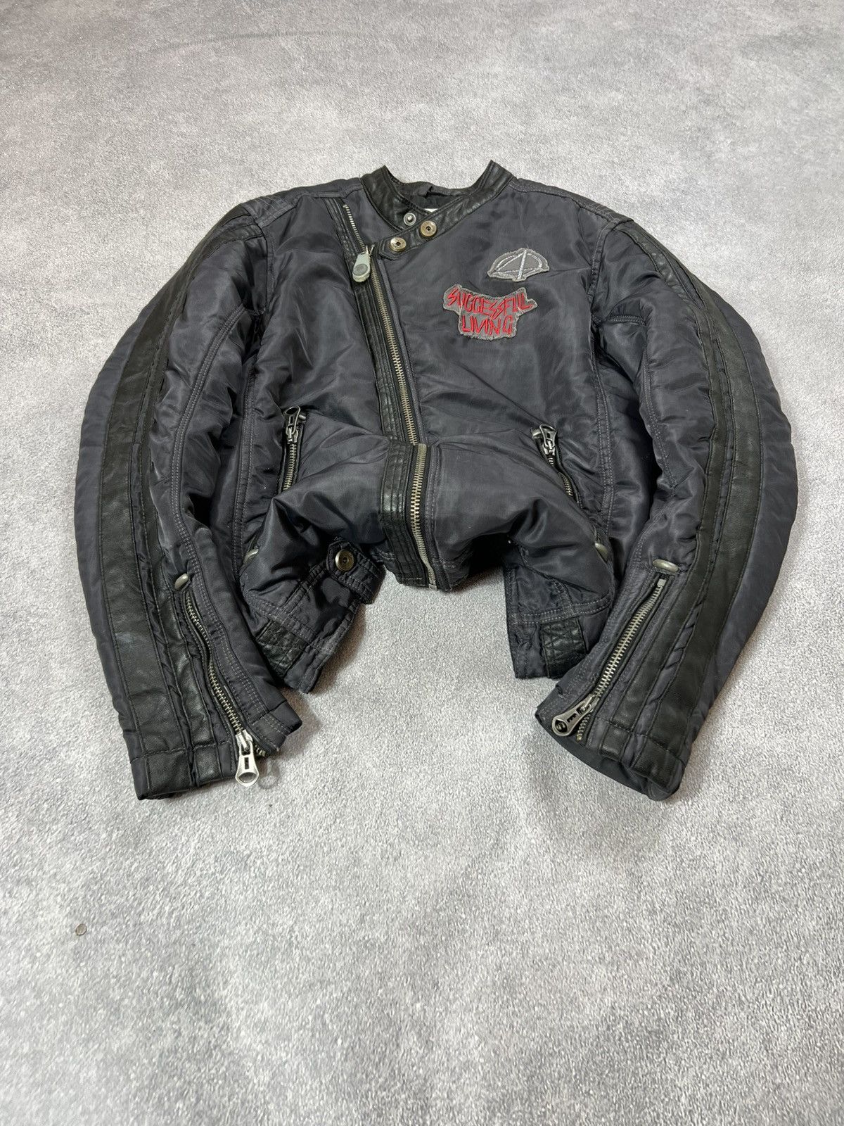 Diesel VTG Yohji Yamamoto Style Cropped Kanye Boxy Jacket Size US S / EU 44-46 / 1 - 6 Thumbnail