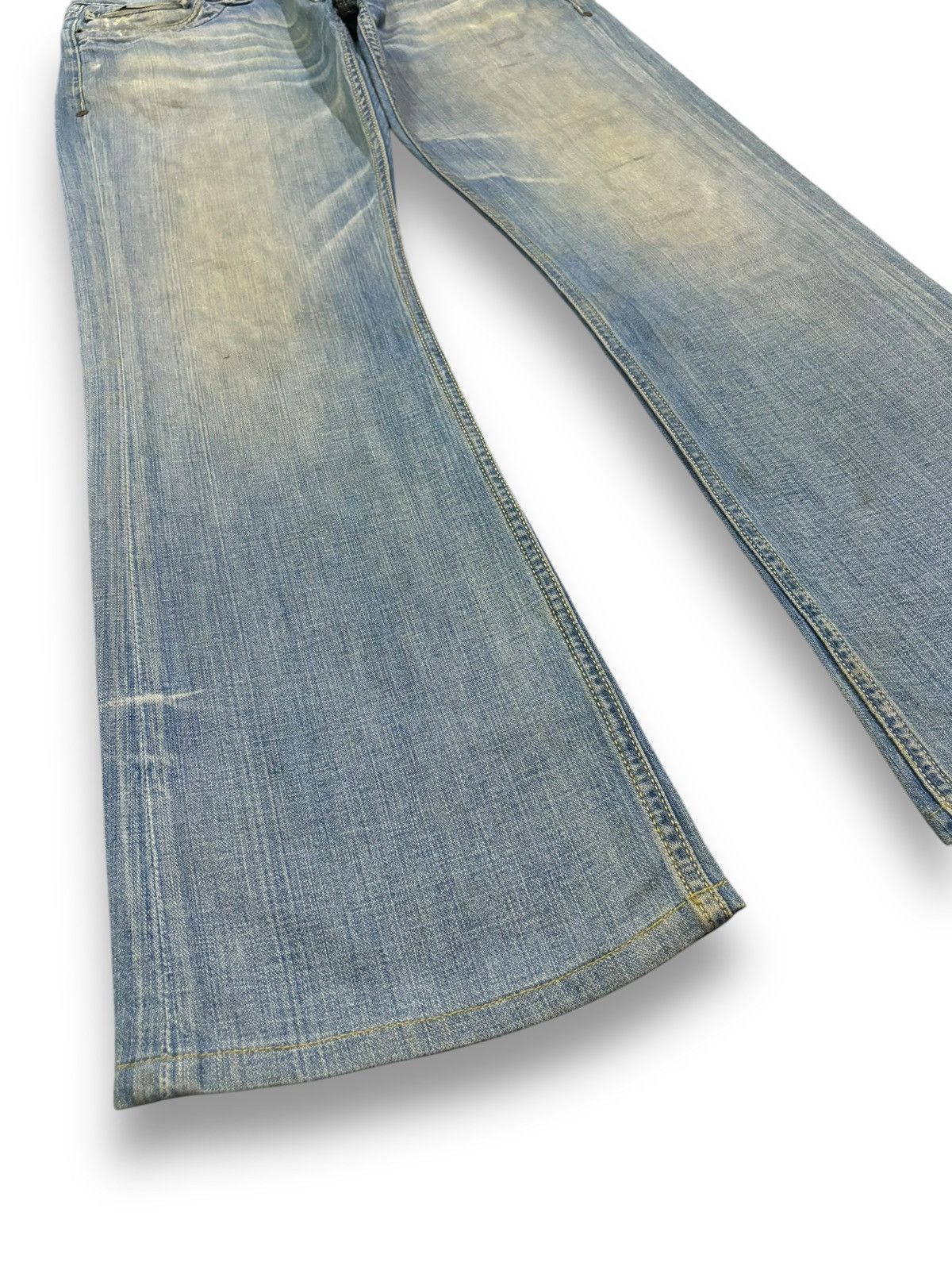 Tornado Mart Vintage Taverniti Sacha Mud Wash Flare Distressed Jeans Size US 32 / EU 48 - 9 Thumbnail