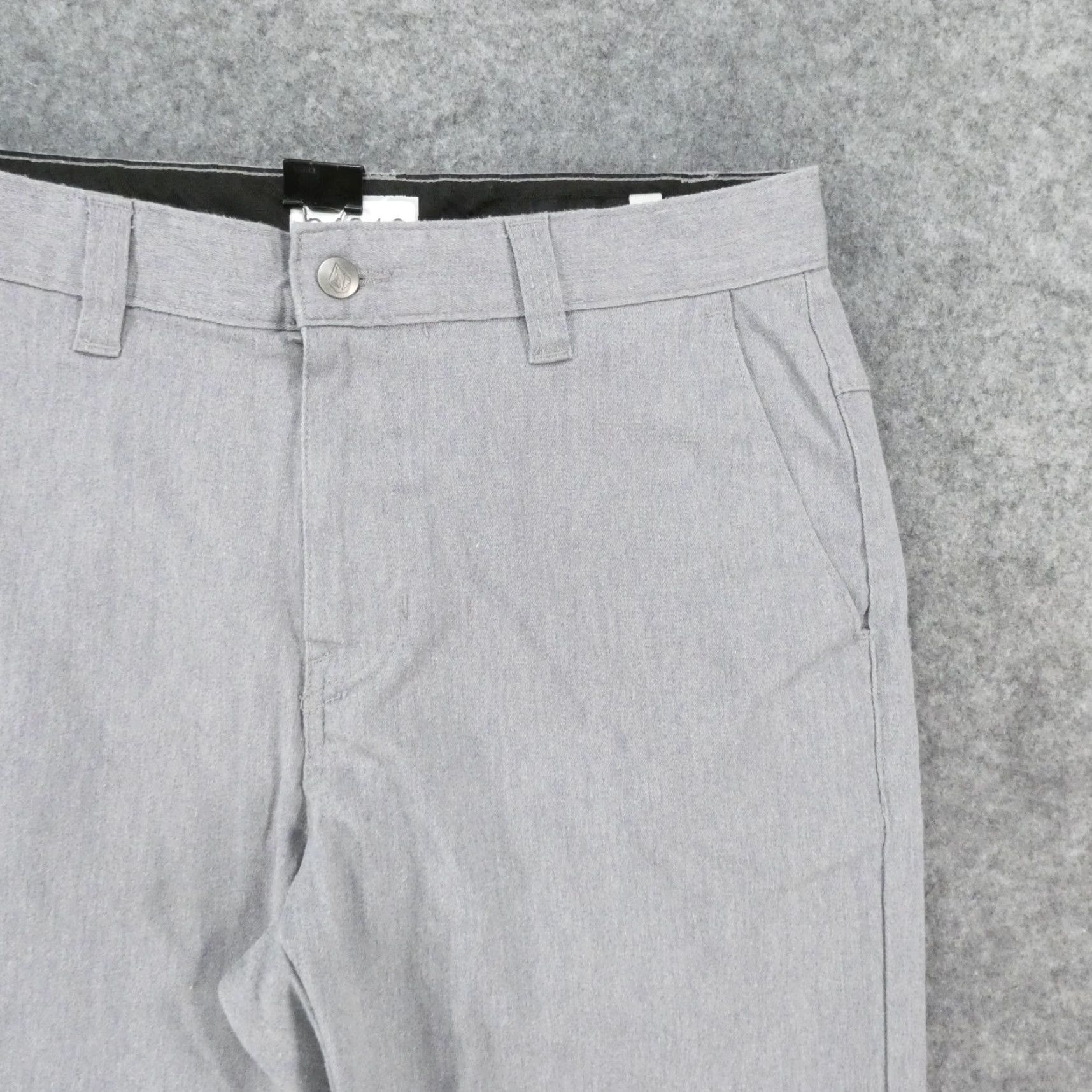 Volcom Volcom Shorts Mens 31 Chino Flat Front Gray Lightweight Casual Skater Size US 32 / EU 48 - 5 Thumbnail