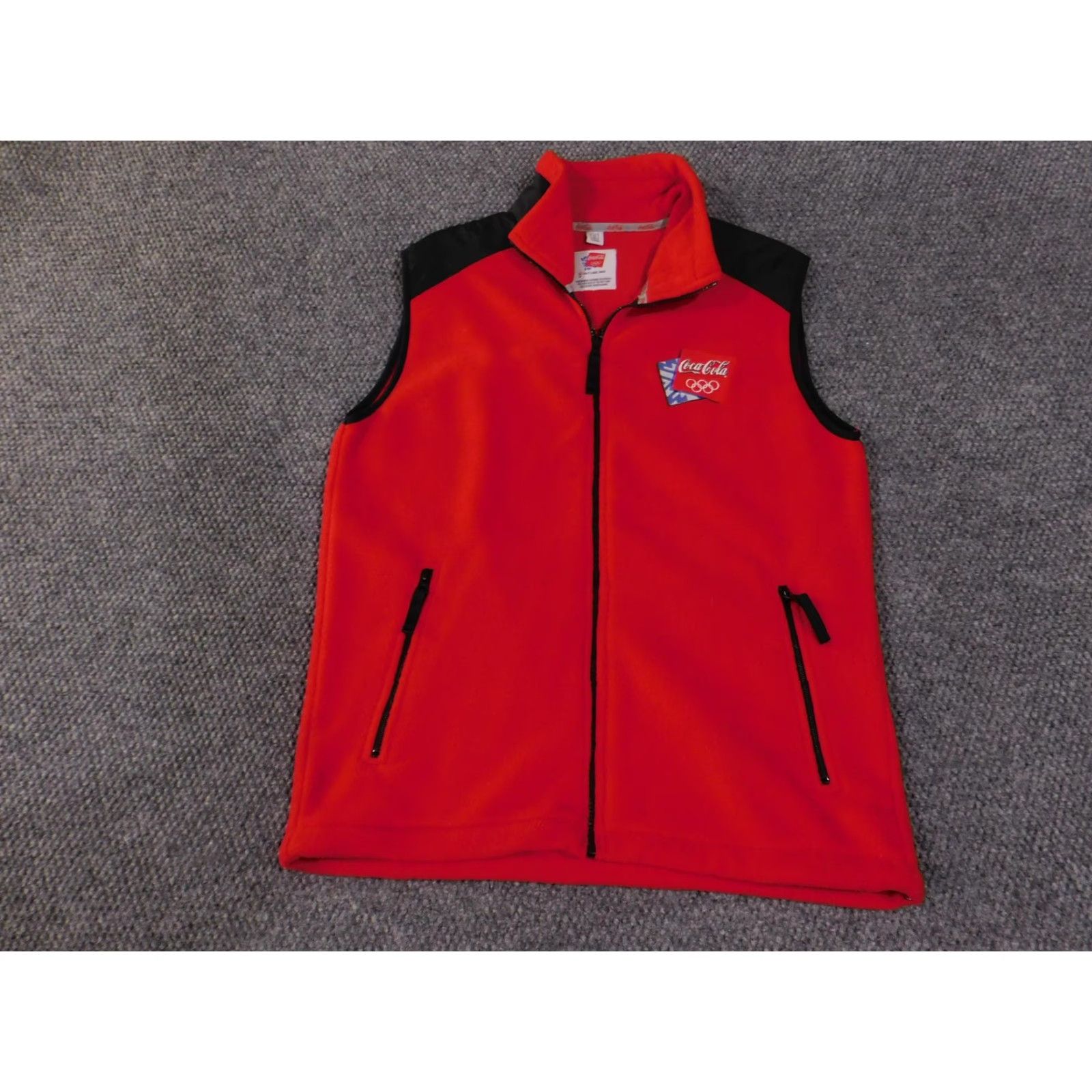 Vintage VINTAGE Coca-Cola Vest Mens Small Red Salt Lake 2002 Olympic Fleece Winter Games 90s Size US S / EU 44-46 / 1 - 4 Thumbnail