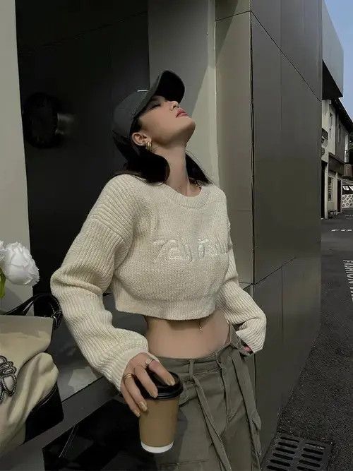 Japanese Brand × Vintage Yedinas Streetwear Print Letter Crop Top Sweater Size ONE SIZE - 1 Thumbnail