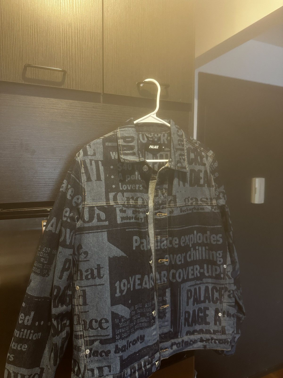 Palace Palace Tabloid Denim Jacket Size US M / EU 48-50 / 2 - 2 Thumbnail