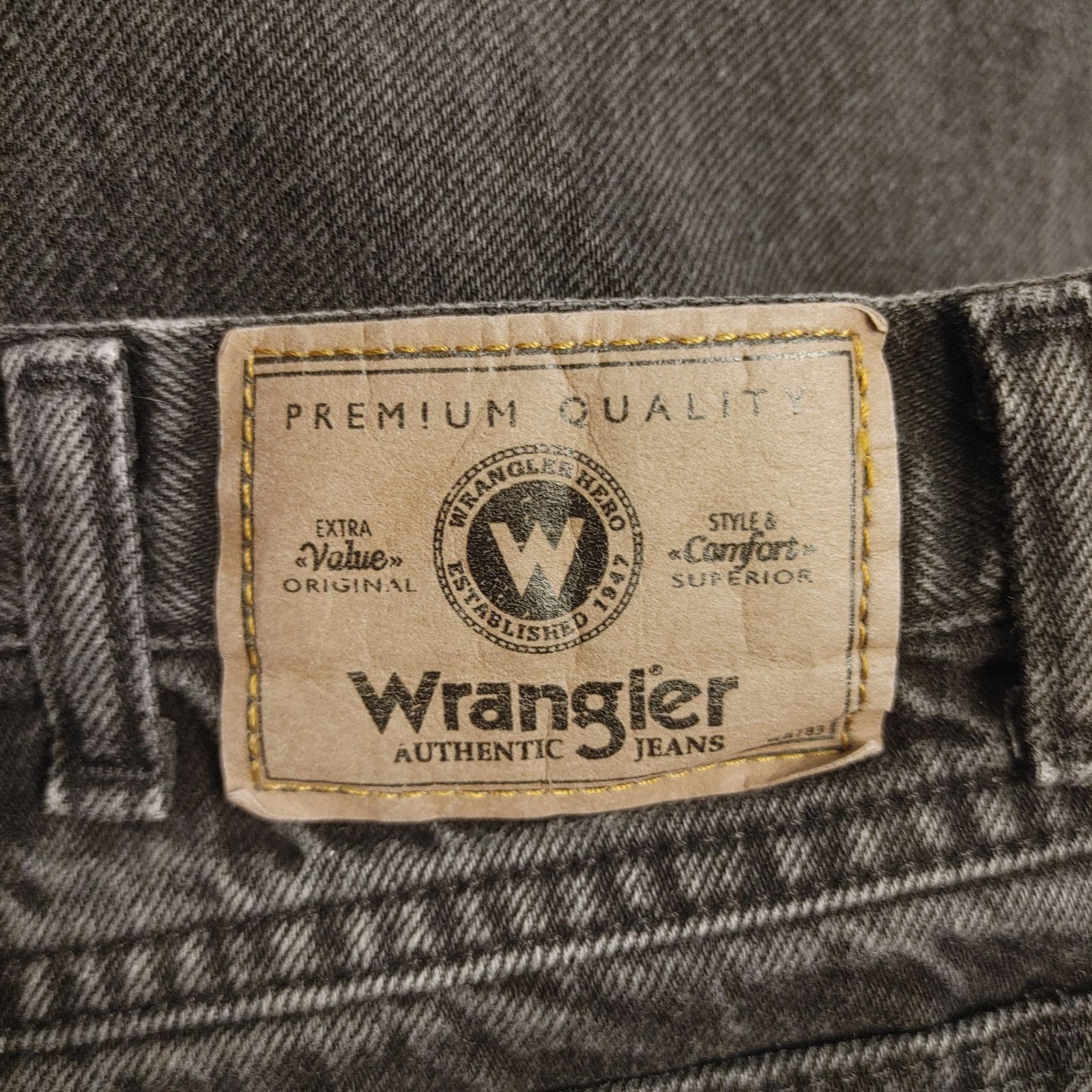 Wrangler Wrangler Authentic Jeans Men's 38 x 34 Dark Wash Black Jeans Size US 38 / EU 54 - 3 Thumbnail