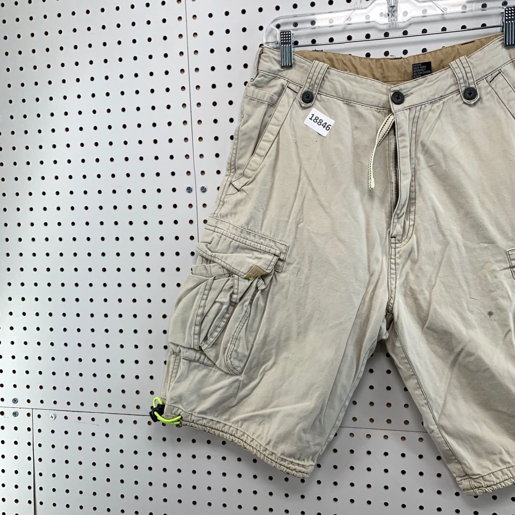 J Brand Emergency Exit Shorts Mens Cargo Beige 30x11 Regular Outdoor Size US 30 / EU 46 - 4 Thumbnail