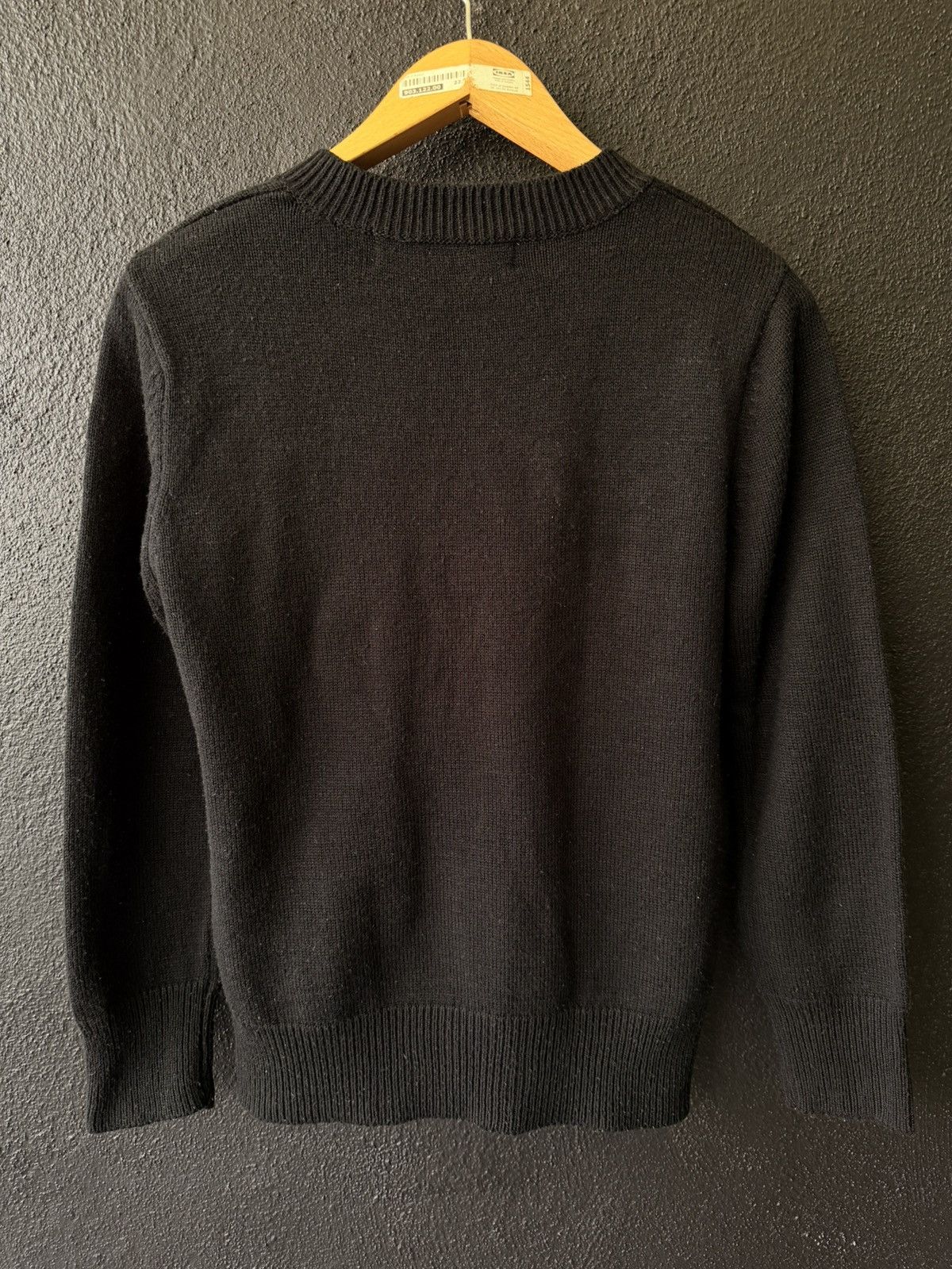 Comme des Garcons Homme Plus Comme des Garçons PLAY Black Knit V-Neck Sweater withLogo Size US S / EU 44-46 / 1 - 7 Thumbnail