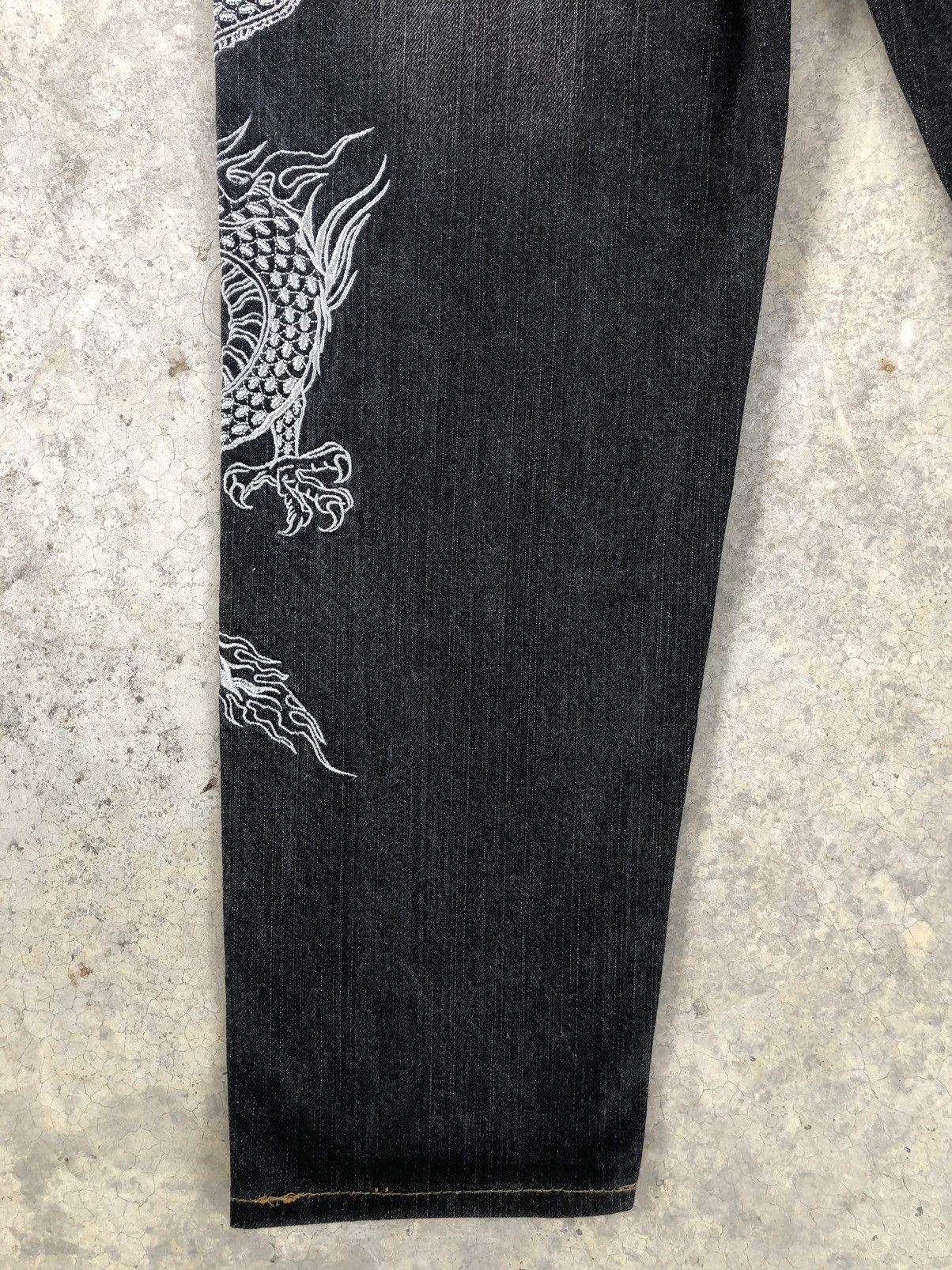 Japanese Brand Japanese Dragon Embroidered Distressed Jeans Size US 31 - 13 Thumbnail