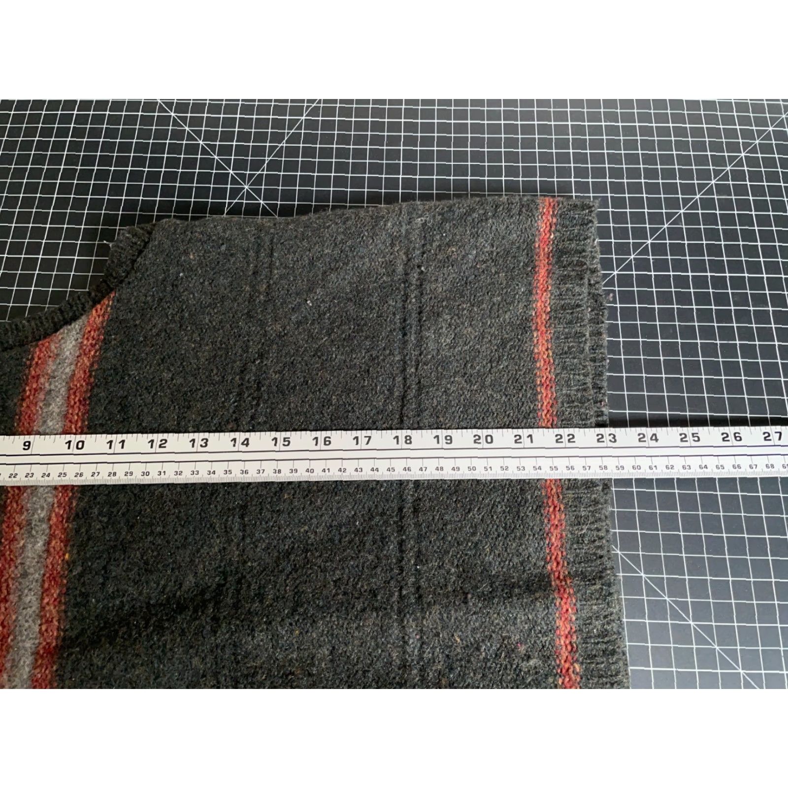 Olive VINTAGE Authentic Legend Wool Knit V-Neck Sweater Vest Adult Large Gray Olive Green Striped 90s Preppy Mens Size US L / EU 52-54 / 3 - 6 Thumbnail
