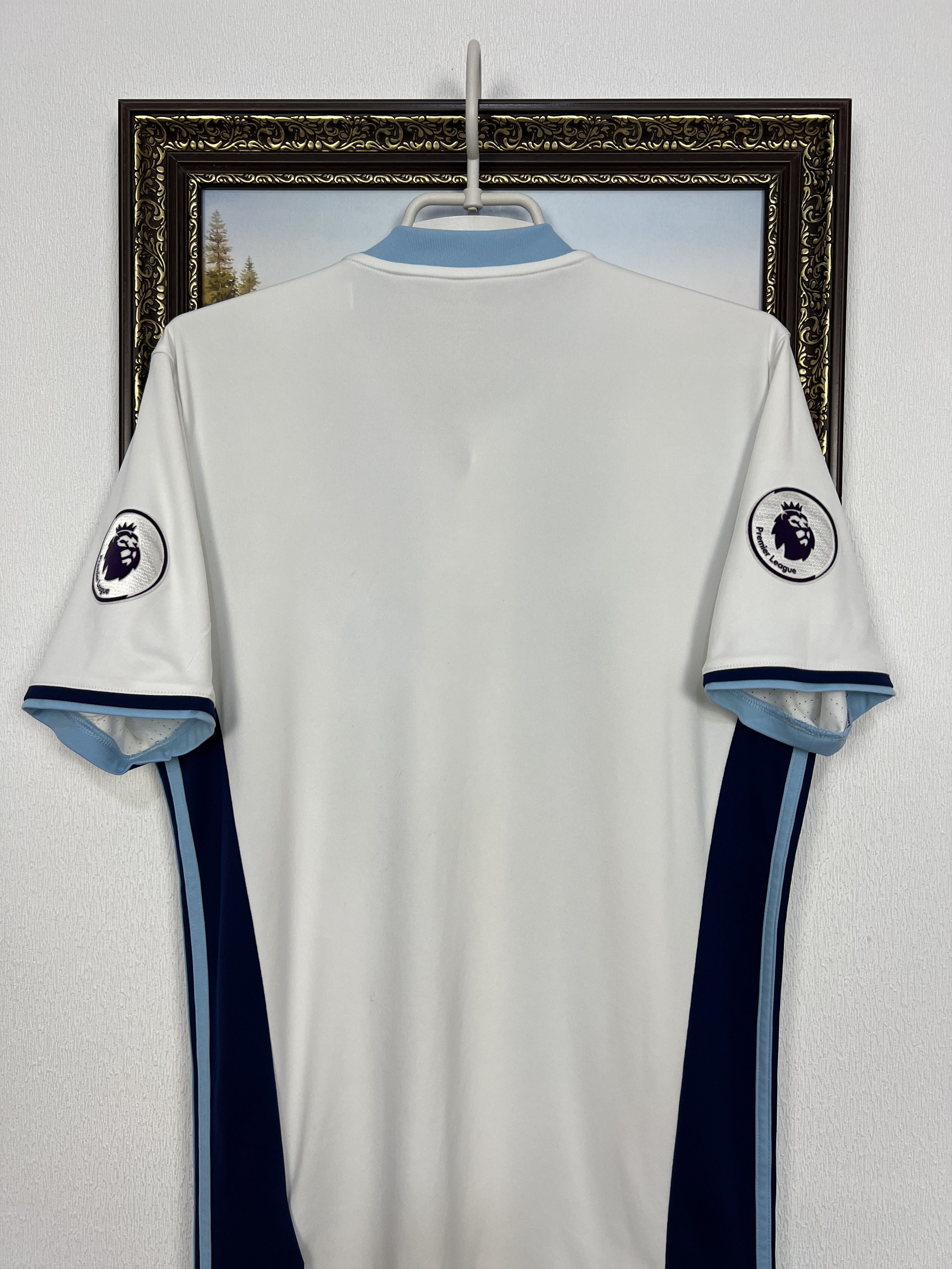 Adidas West Bromwich Albion Home football shirt 2016 Soccer Adidas Size US M / EU 48-50 / 2 - 15 Thumbnail