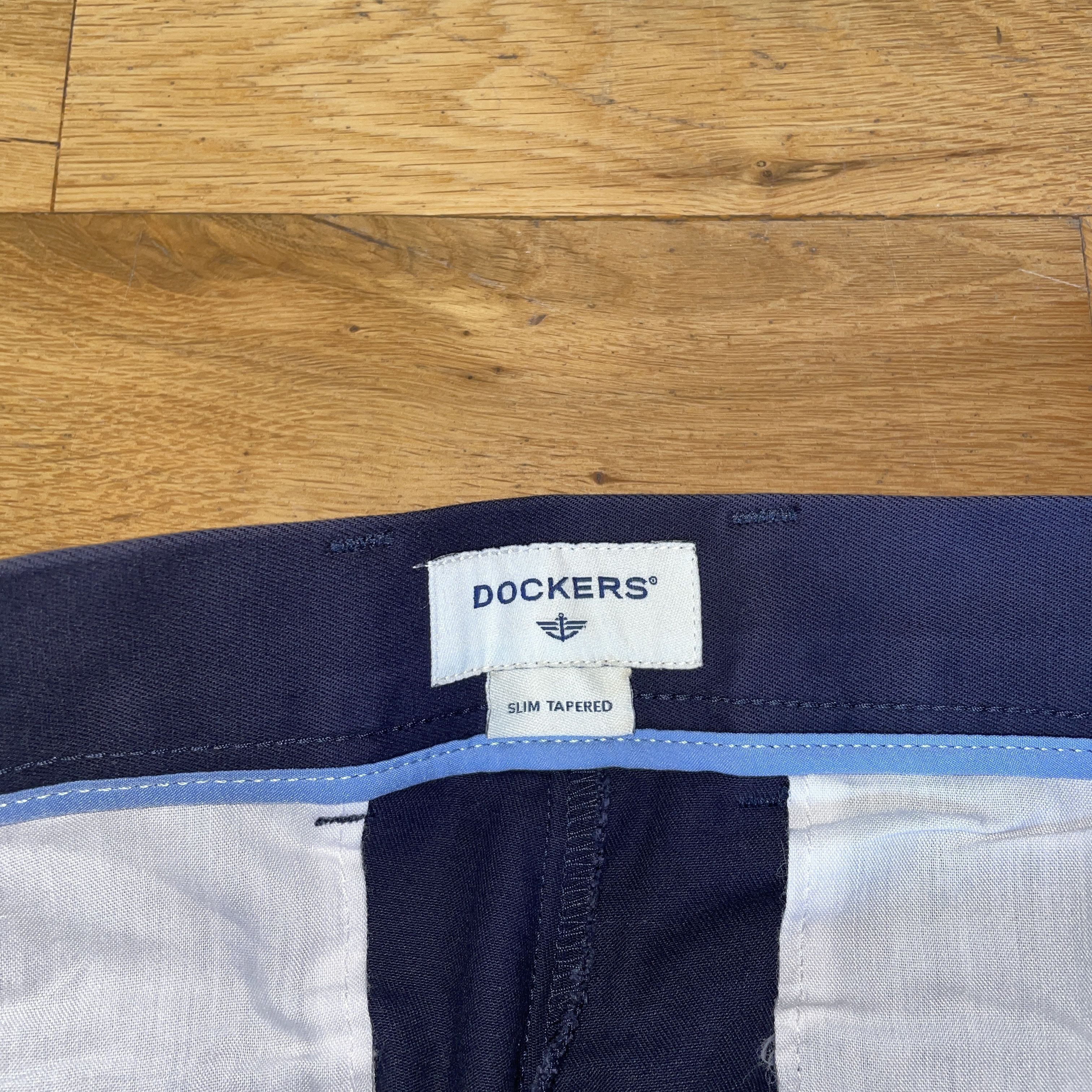 Dockers Dockers Men's Fashion Chinos Old Money Slim W32 L32 Size US 32 / EU 48 - 4 Thumbnail