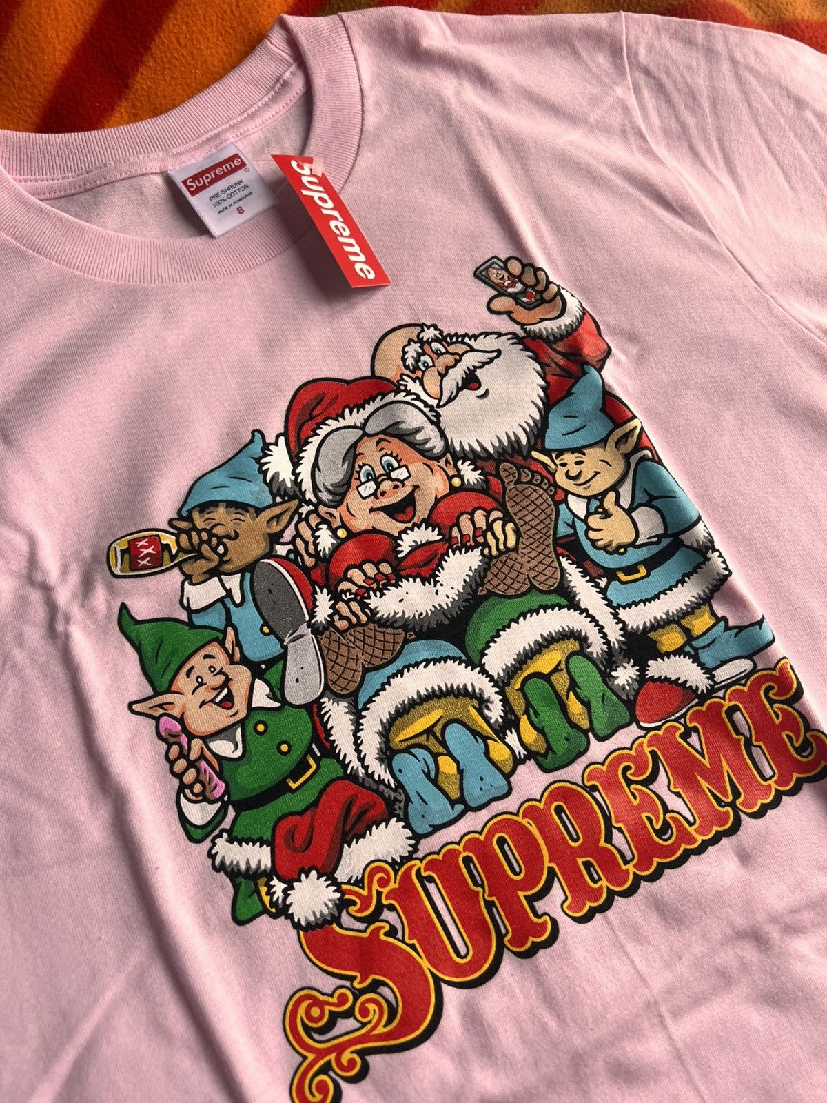 Supreme S - Supreme Naughty Tee Pink santa tshirt Dwarfs holiday Size US S / EU 44-46 / 1 - 5 Thumbnail