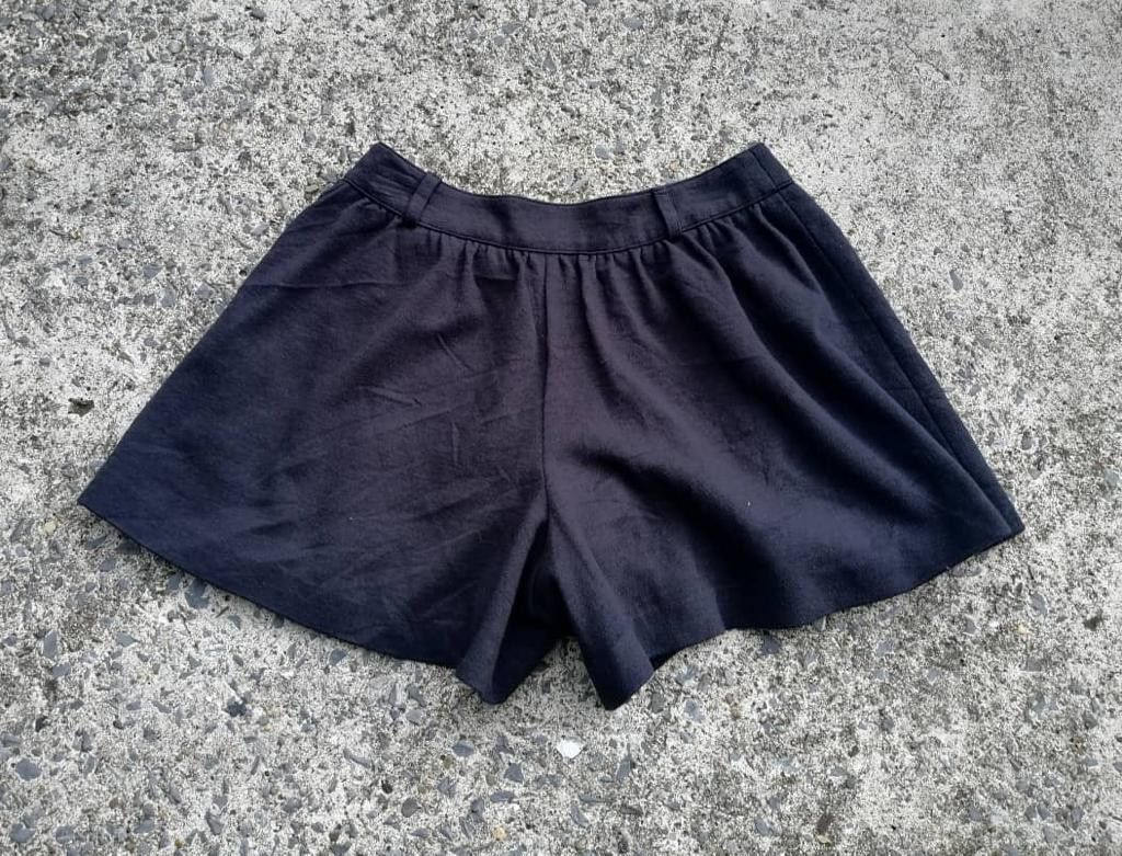 Burberry Burberry Blue Label Made In Japan Women Shorts Pants Size 25" / US 0 / IT 36 - 5 Thumbnail