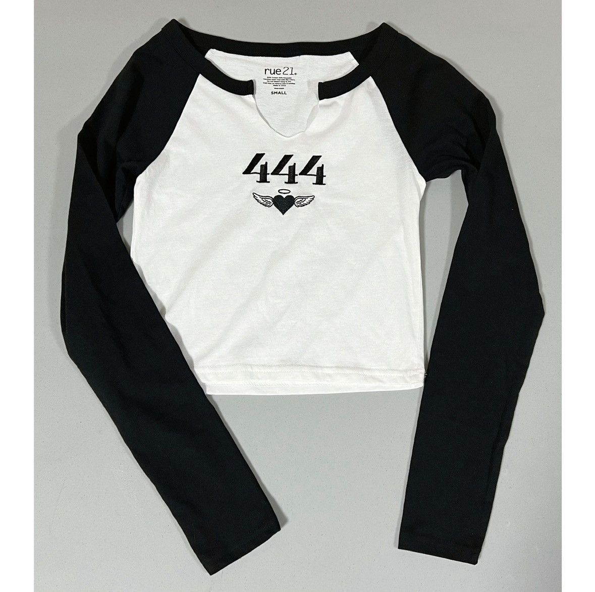 rue21 ‘444’ Angel Number Long Sleeve Shirt Top Blouse Tee Size S 🖤 Size S / US 4 / IT 40 - 1 Thumbnail