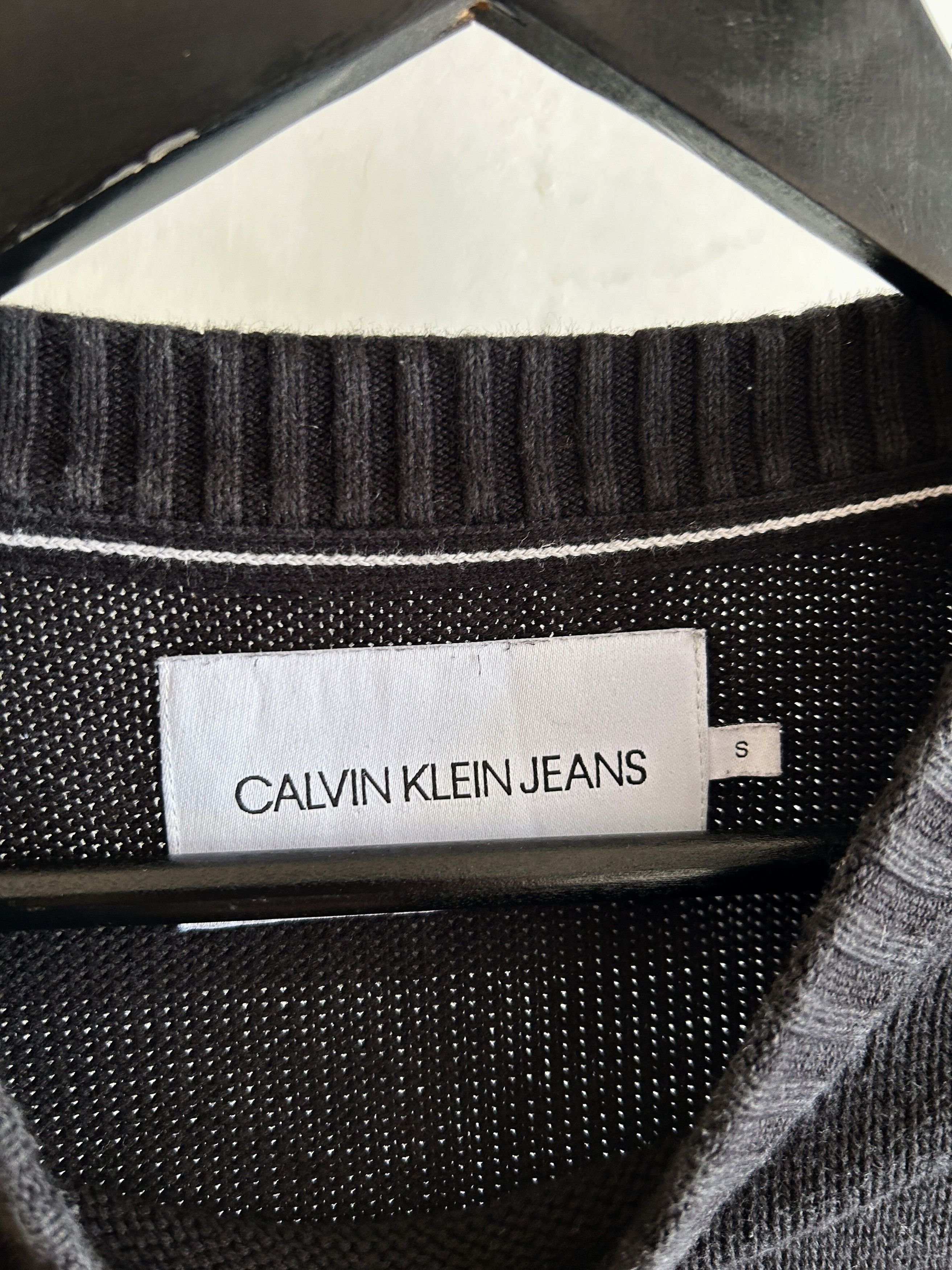 Calvin Klein Calvin Klein Jeans Y2K Minimal Logo Knit Sweater Size US M / EU 48-50 / 2 - 4 Thumbnail