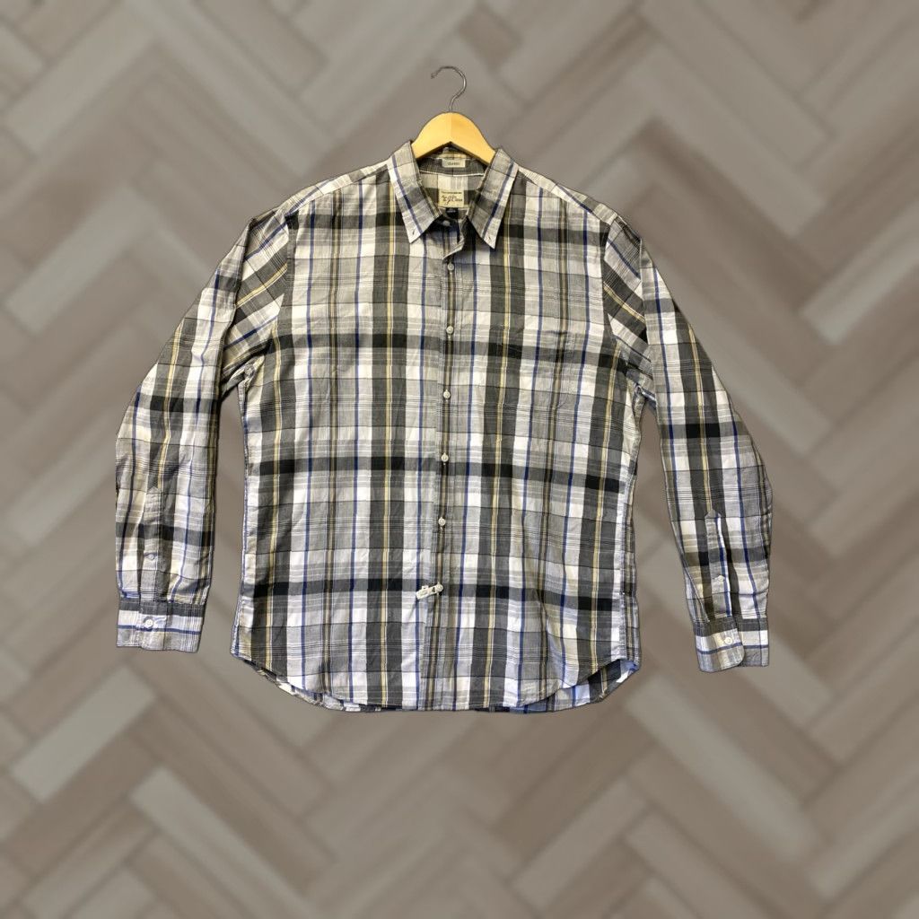 Banana Republic BANANA REPUBLIC Shirt Mens XL Plaid Long Sleeve Button Gray - Casual Shirt - Cotton - Regular Fit - Fall Spring Summer - Mens XL Gray Plaid Button-Up Size US XL / EU 56 / 4 - 1 Thumbnail