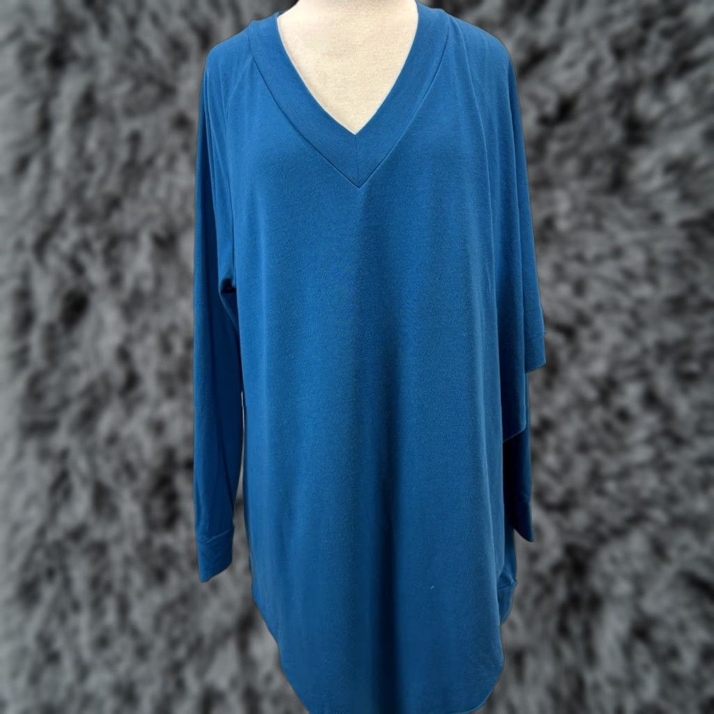 Soft Surroundings Soft Surroundings Madeline Tunic Asymmetric Knit Top Sweater Sz 1X Plus Blue Size XL / US 12-14 / IT 48-50 - 1 Thumbnail