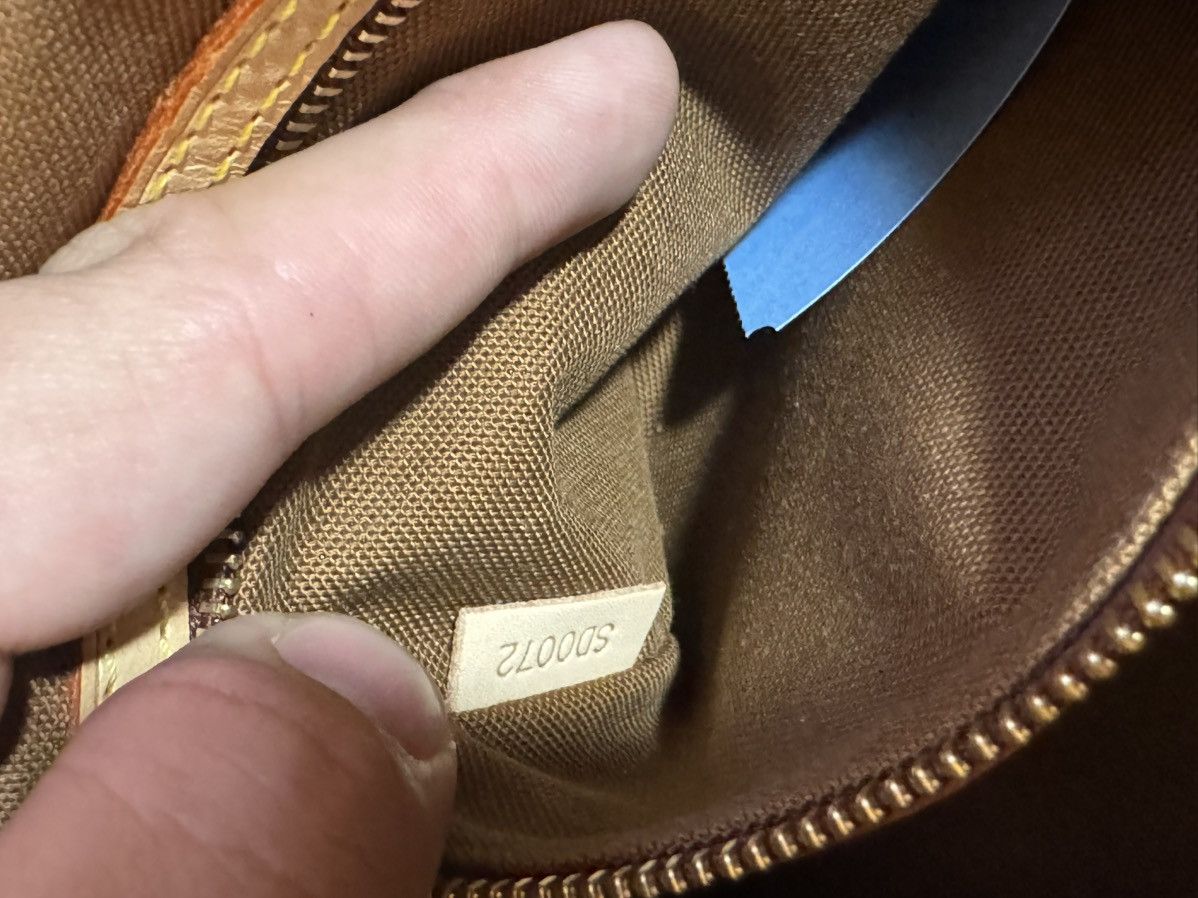 Louis Vuitton Louis Vuitton Looping Hobo Bag Mini Brown Leather Size ONE SIZE - 8 Thumbnail