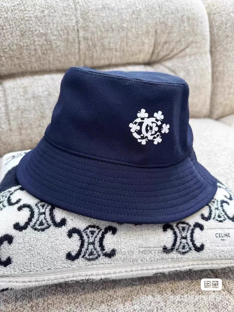 Chanel Chanel 20P dark blue bottom white double C clover printed Size ONE SIZE - 2 Thumbnail