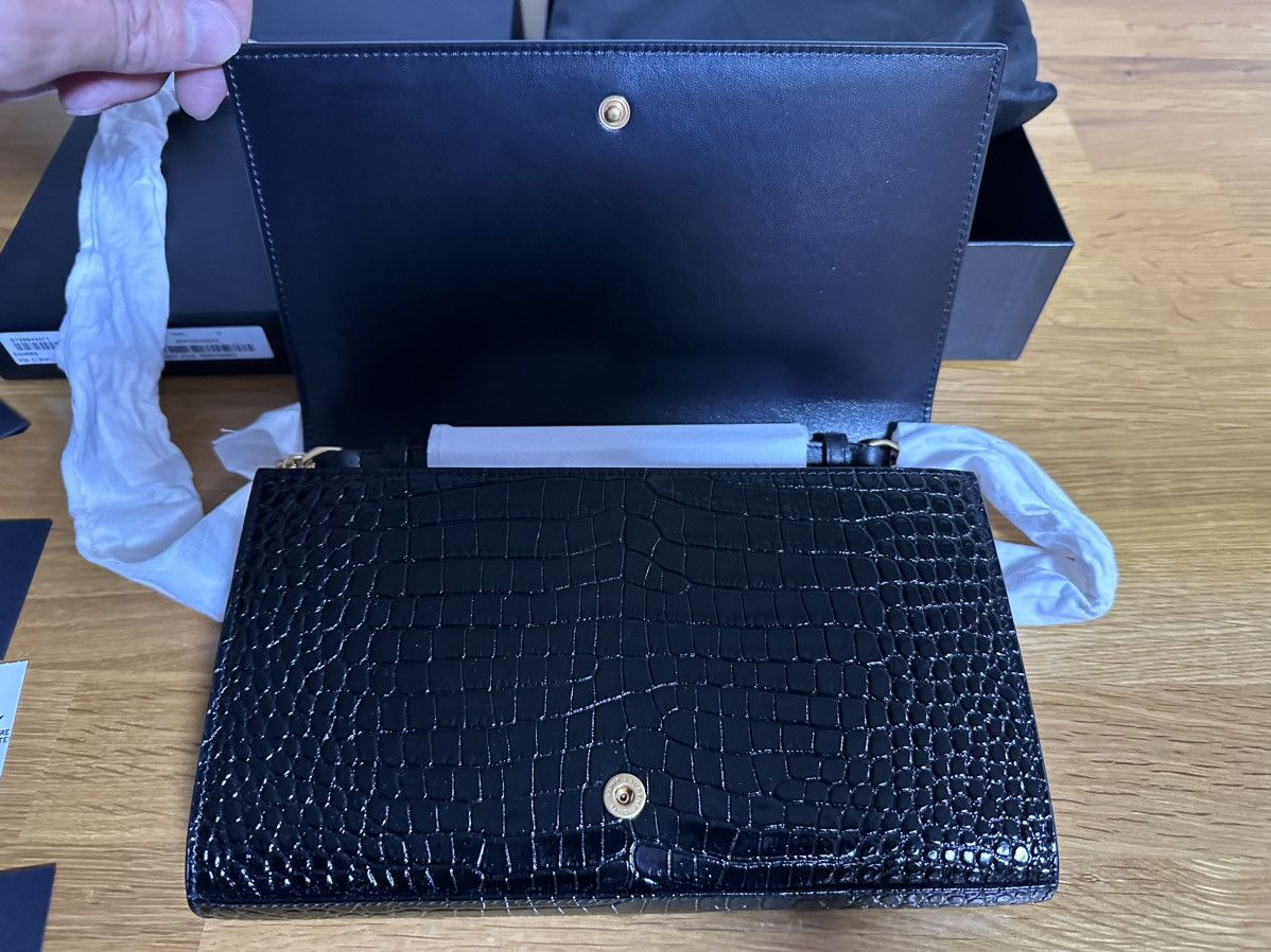 Saint Laurent Paris Cassandra YSL Wallet on Chain in Croc Embossed Leather Size ONE SIZE - 13 Thumbnail
