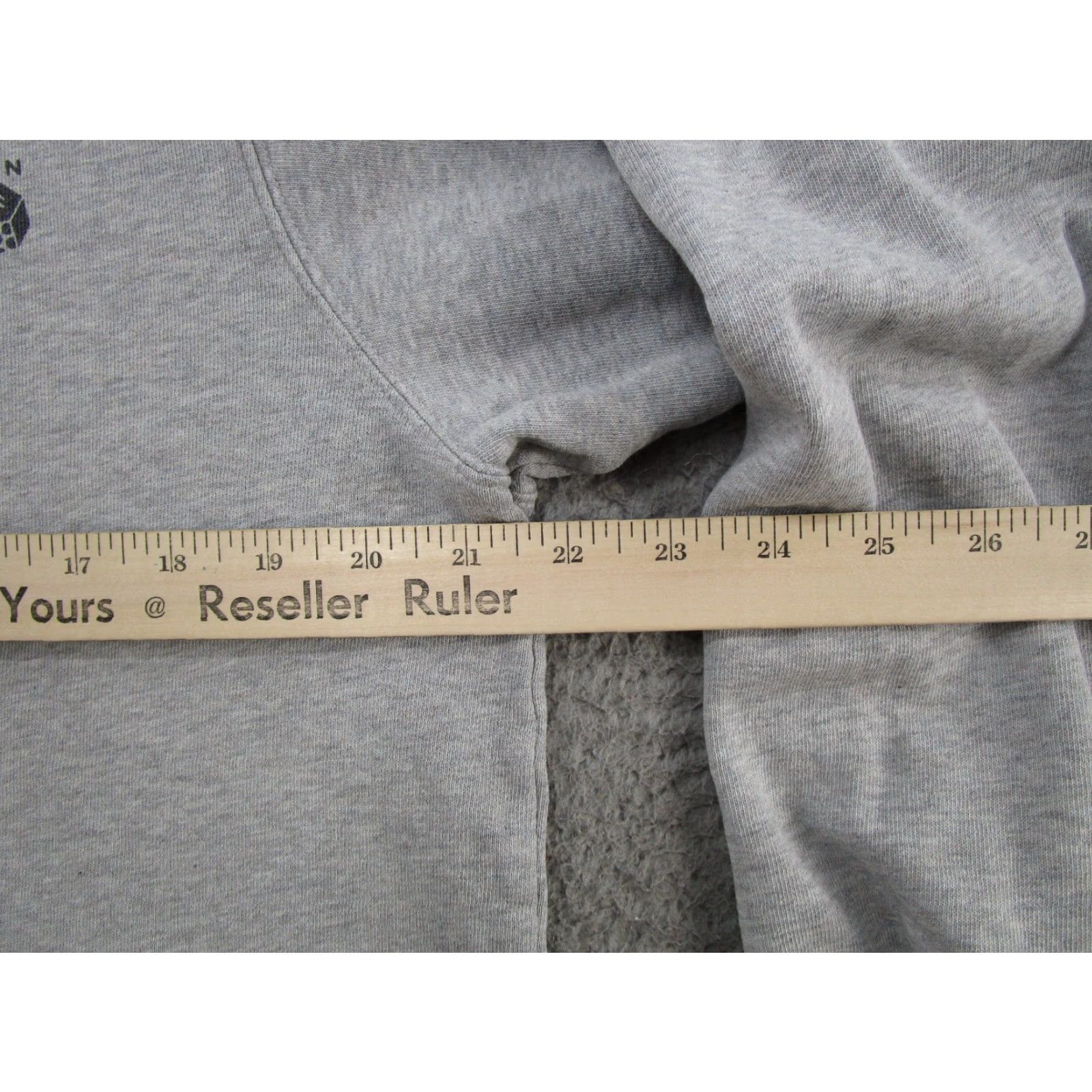Mountain Hardwear Mountain Hardwear Yeti Bigfoot Sasquatch Graphic Hoodie Mens Size M Gray Read Size US M / EU 48-50 / 2 - 7 Thumbnail