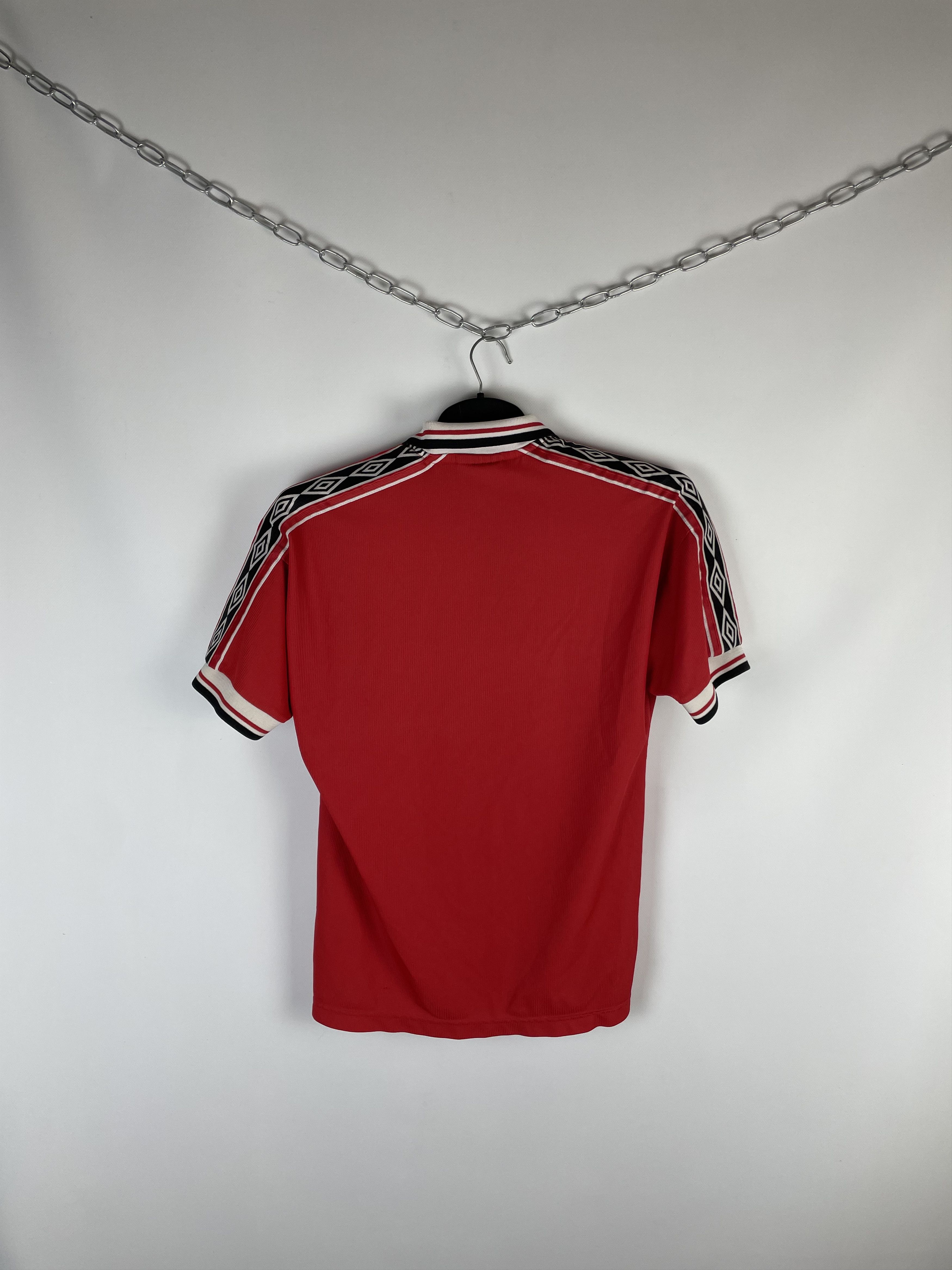 Umbro VERY RARE UMBRO FC MANCHESTER UNITED ENGLAND SOCCER JERSEY Size US M / EU 48-50 / 2 - 10 Thumbnail