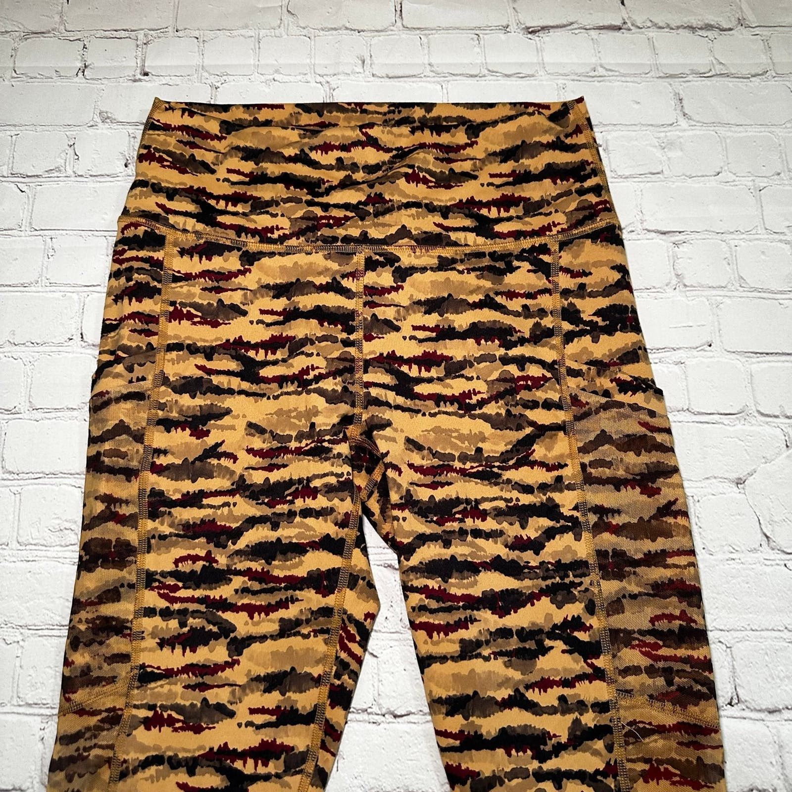 Other Fabletics leggings size small Size 27" / US 4 / IT 40 - 3 Thumbnail
