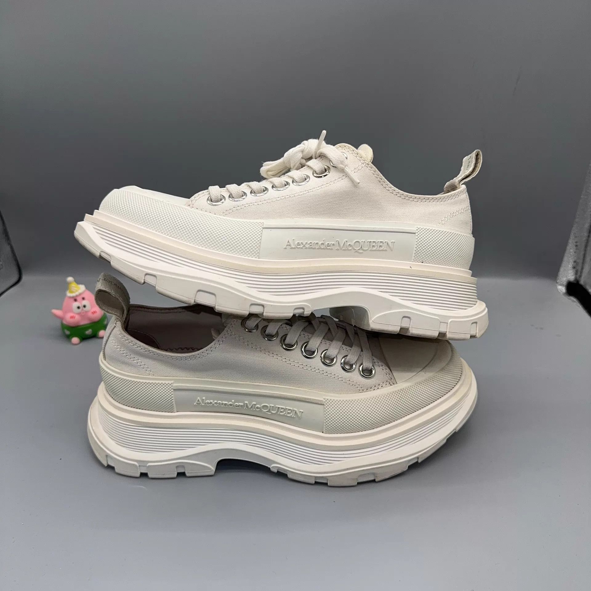 Alexander McQueen Alexander McQueen Tread Slick White Canvas Sneaker 36.5 Size US 6 / IT 36 - 5 Thumbnail
