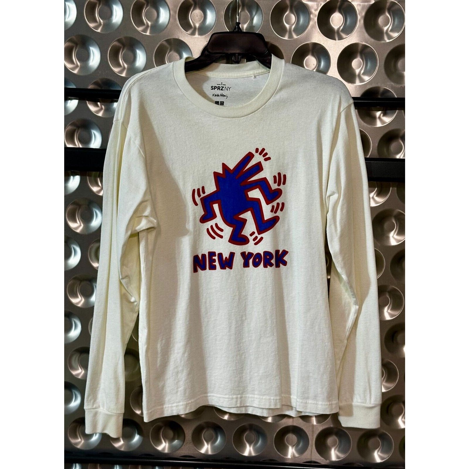 Uniqlo Keith Haring NY Dog Long Sleeve | Small | MoMA SPRZNY | Rare Size US S / EU 44-46 / 1 - 1 Thumbnail