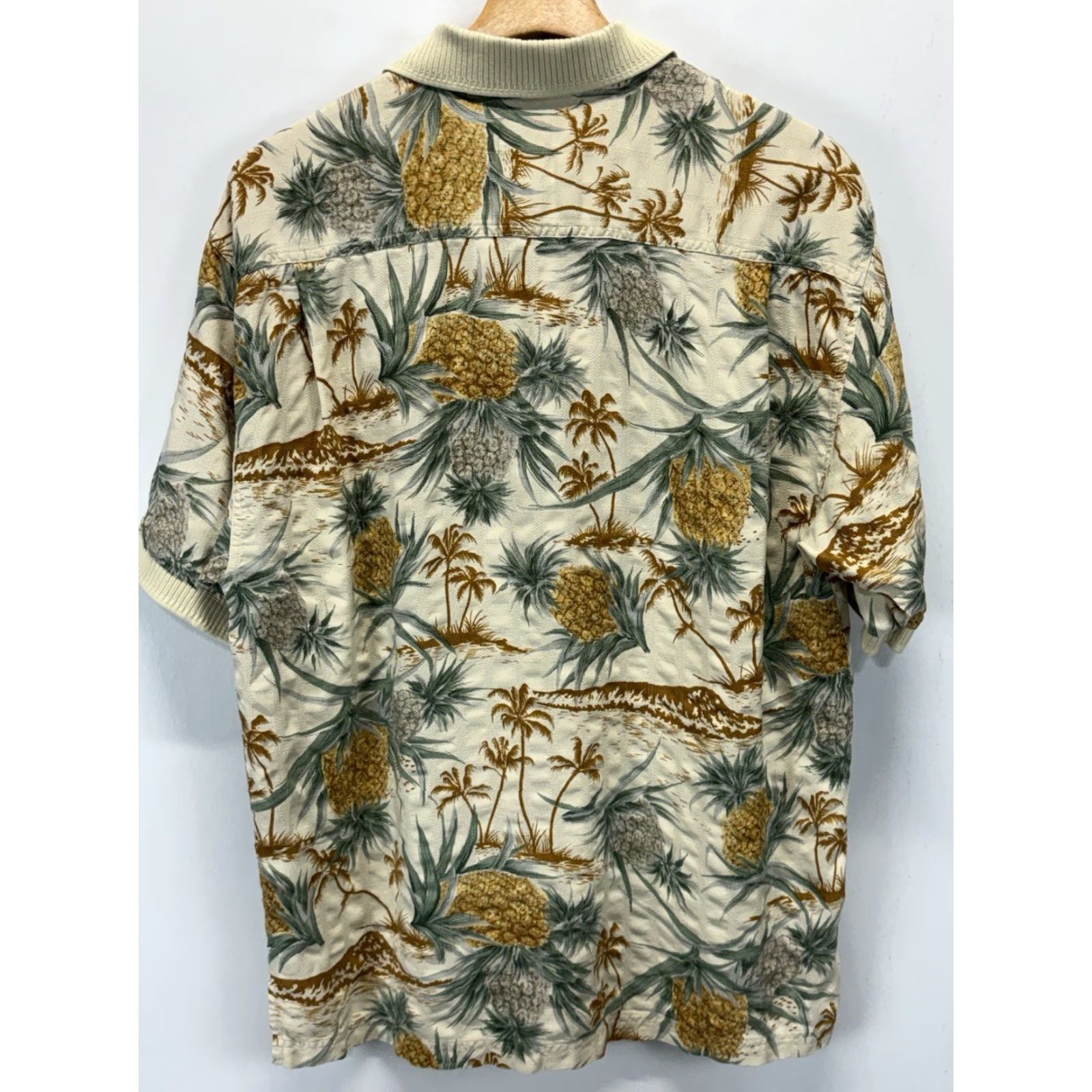 Tommy Bahama TOMMY BAHAMA Silk Polo Shirt Medium AOP Pineapple Short Sleeve Multicolor Mens Size US M / EU 48-50 / 2 - 3 Thumbnail