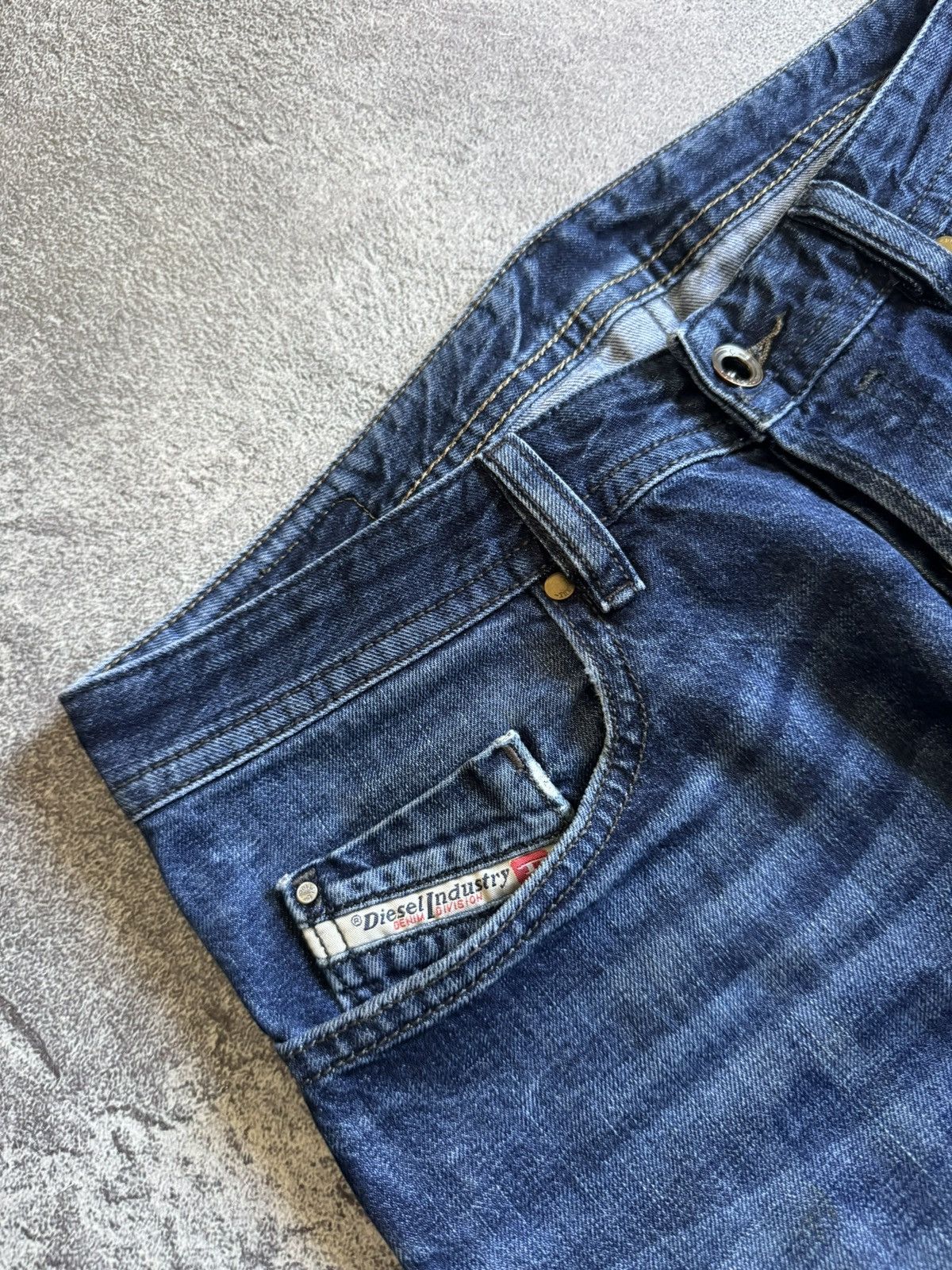 Diesel Diesel 31/32 Buster denim pants trousers jeans casual Y2K Size US 31 - 8 Thumbnail