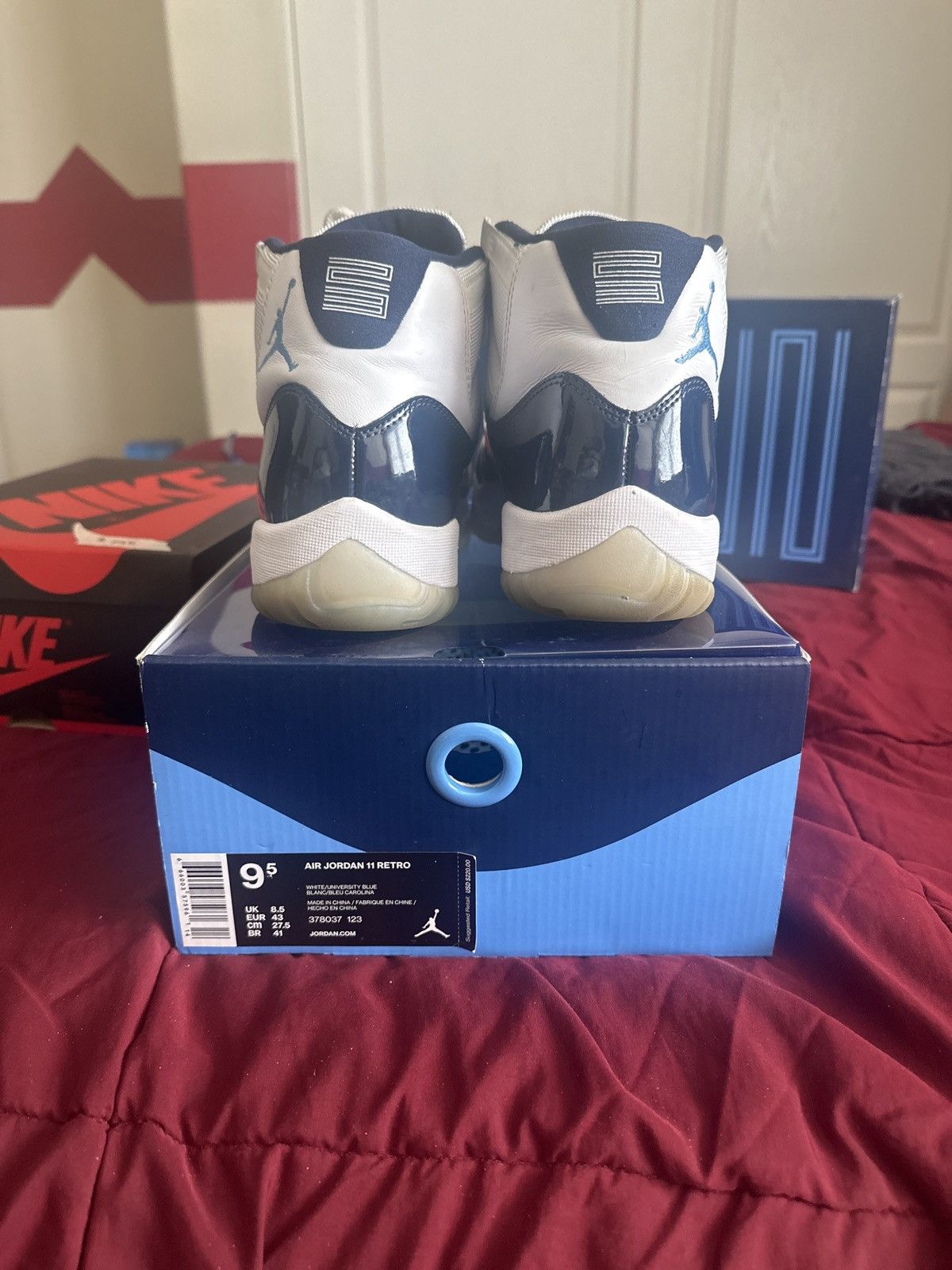 Jordan Brand Air Jordan 11 UNC Win Like 82 Size US 9.5 / EU 42-43 - 7 Thumbnail