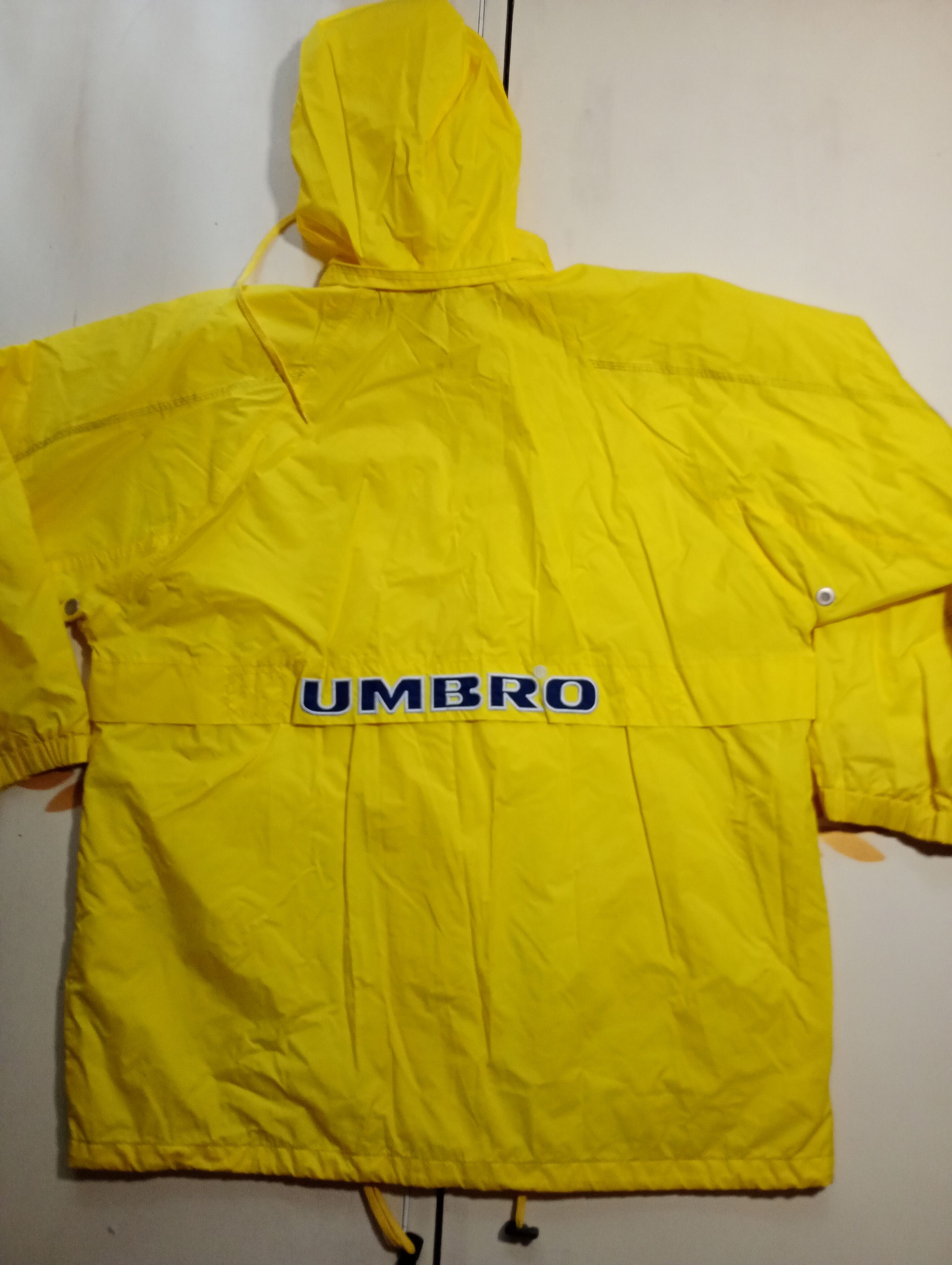 Umbro Umbro Training Jacket Vintage 90's Size US XL / EU 56 / 4 - 9 Thumbnail