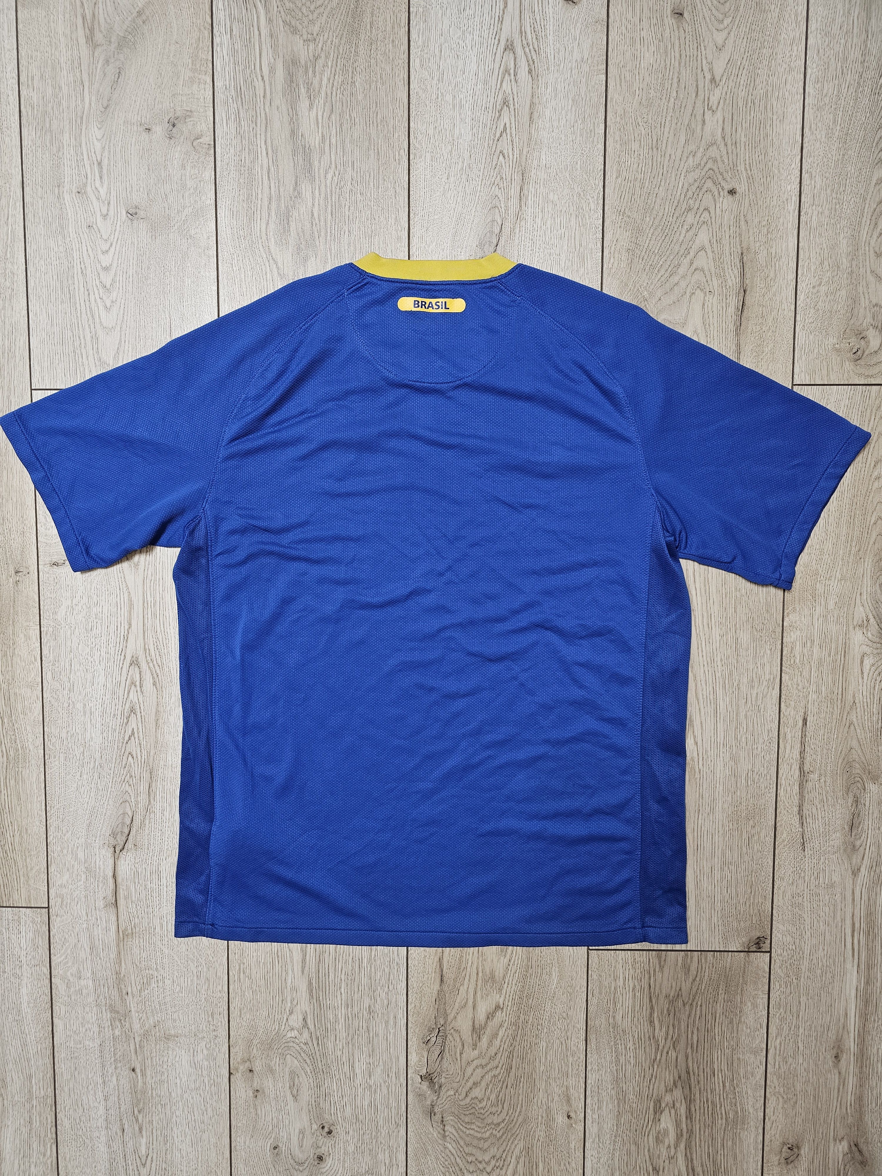 Nike BRAZIL 2010 2011 AWAY FOOTBALL SHIRT SOCCER JERSEY Size US L / EU 52-54 / 3 - 2 Thumbnail