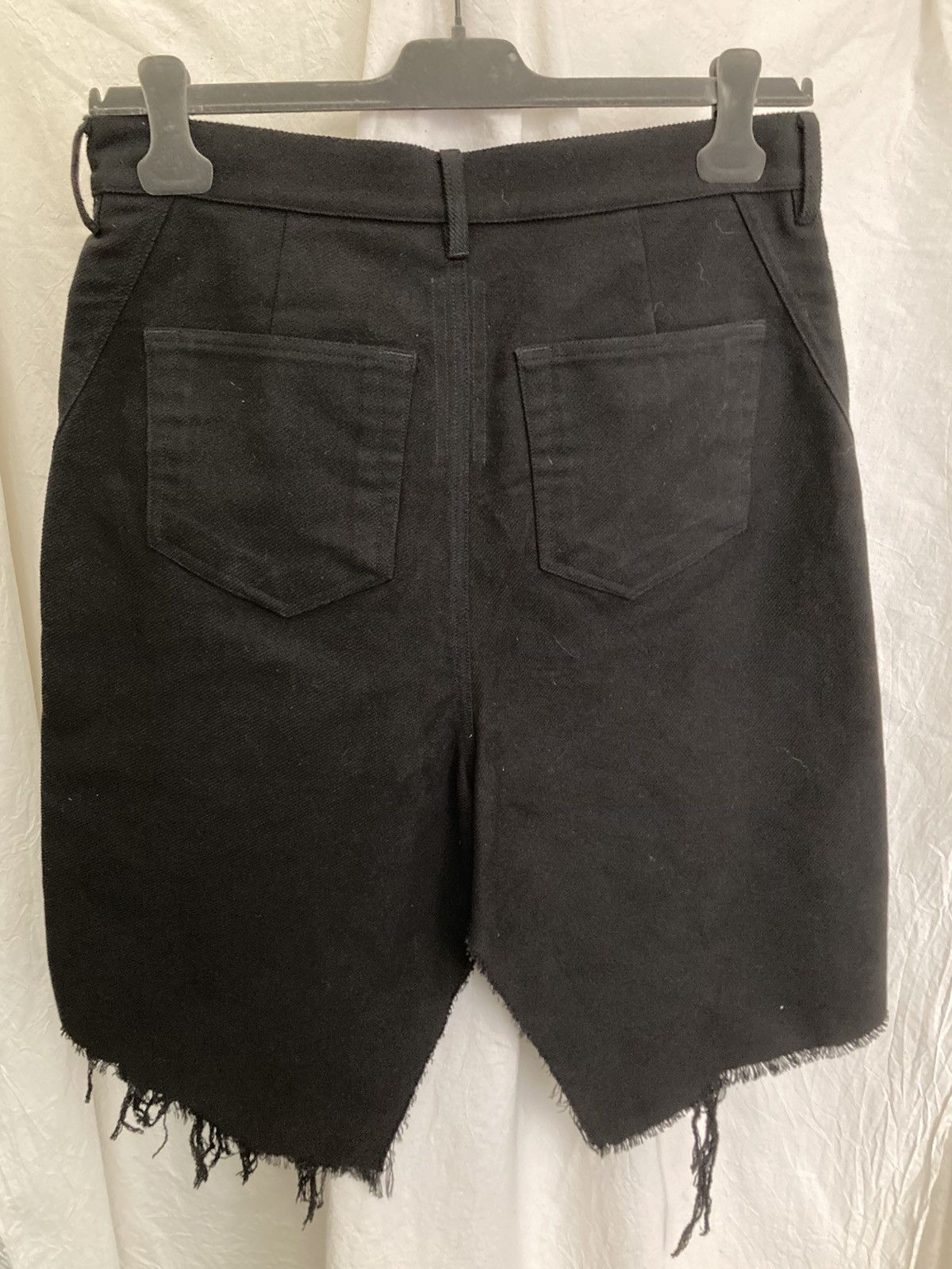 Rick Owens NEVER WORN/ Rick Owens slivered denim skirt in black Size US 31 - 8 Thumbnail