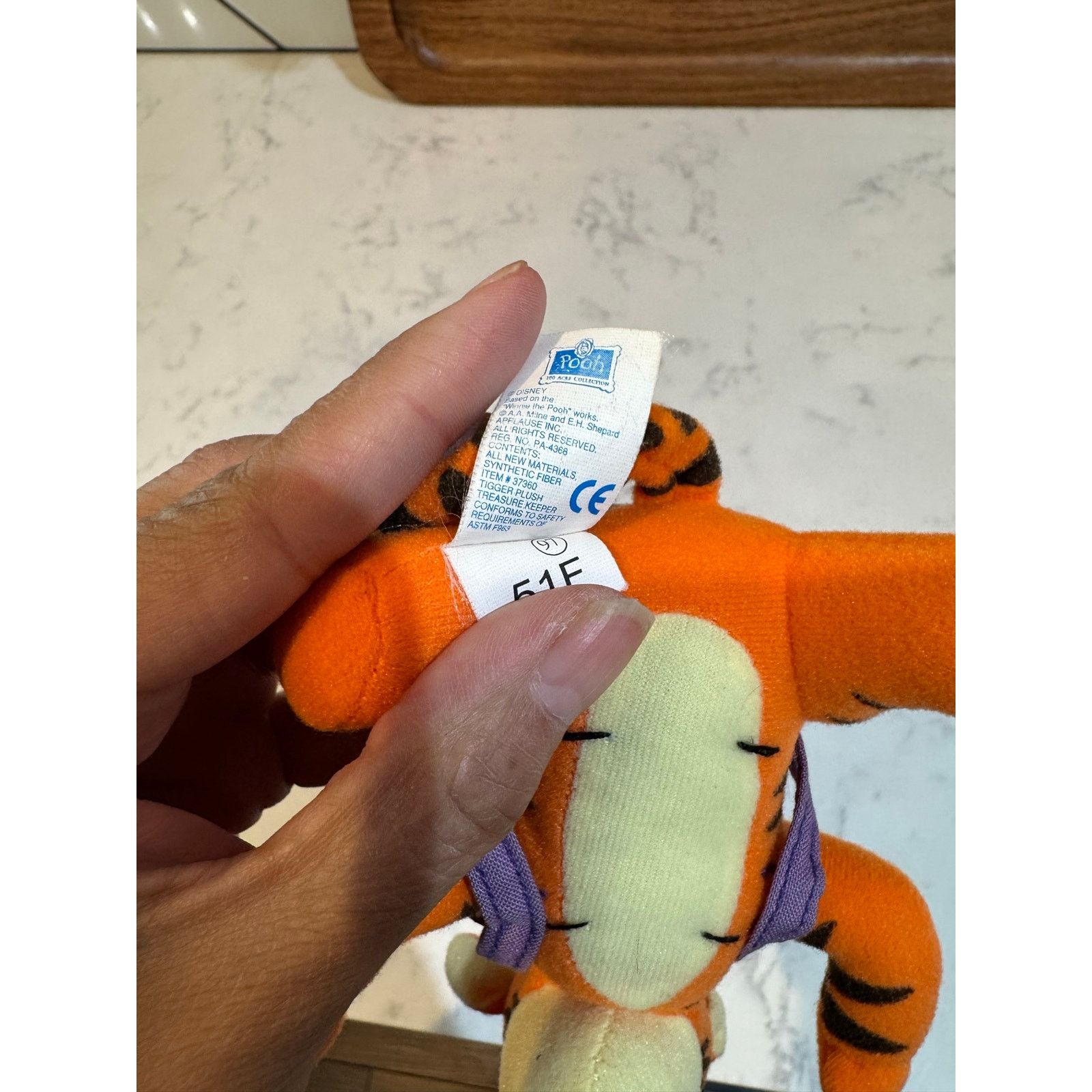 Vintage vintage Winnie the Pooh Tigger Plush Keychain purple Size ONE SIZE - 9 Thumbnail
