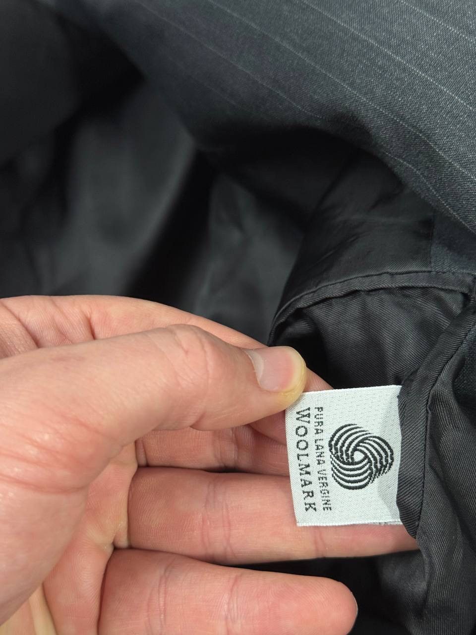 Fendi Vtg Fendi Uomo Pinstripe Suit Jacket Blazer Gray Wool Size 44L - 13 Thumbnail