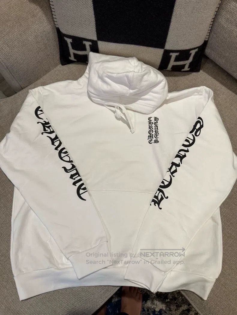 CHROME HEARTS Size M White sweater