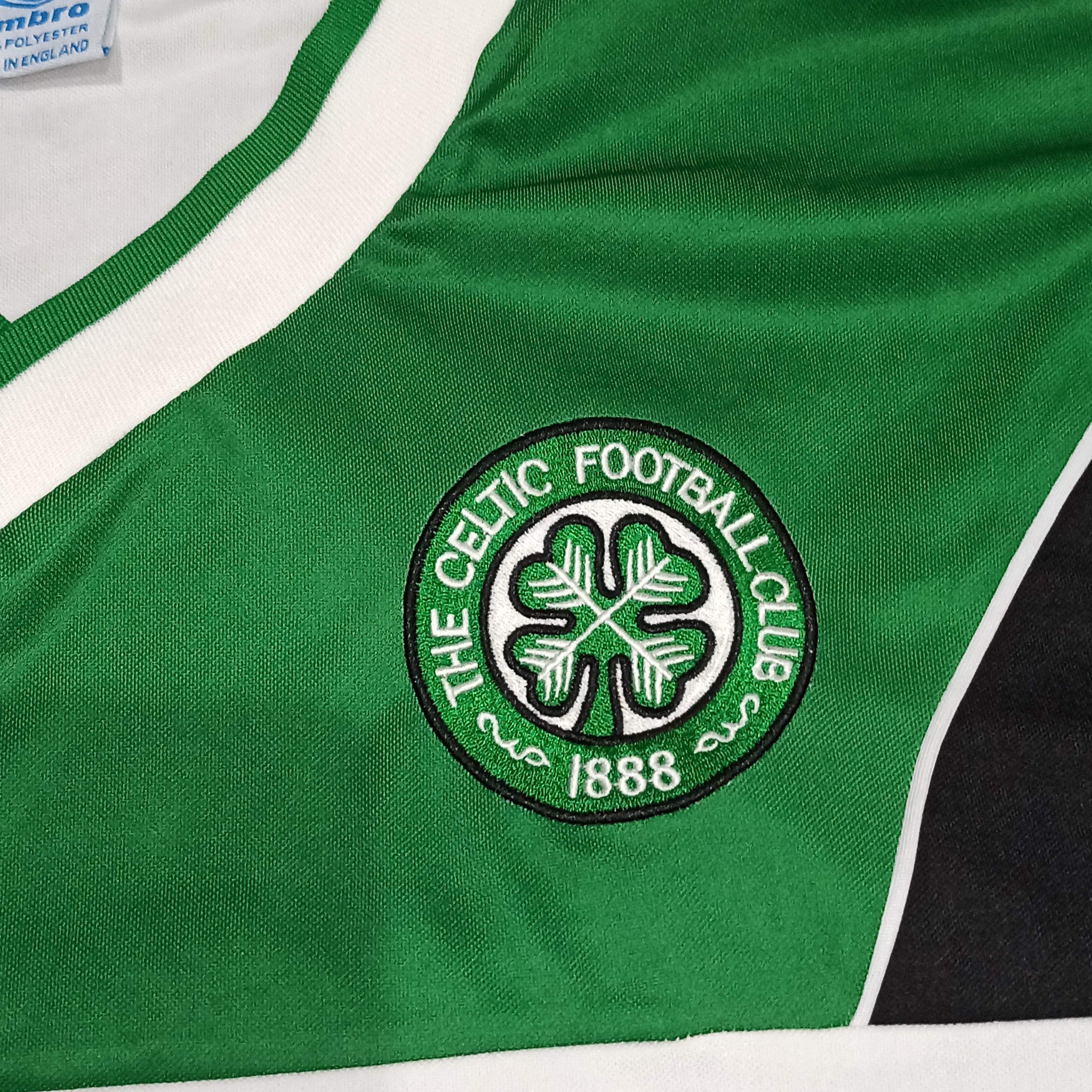 Umbro CELTIC FC 1988 / 89 SOCCER JERSEY FOOTBALL SHIRT UMBRO Size US XL / EU 56 / 4 - 3 Thumbnail