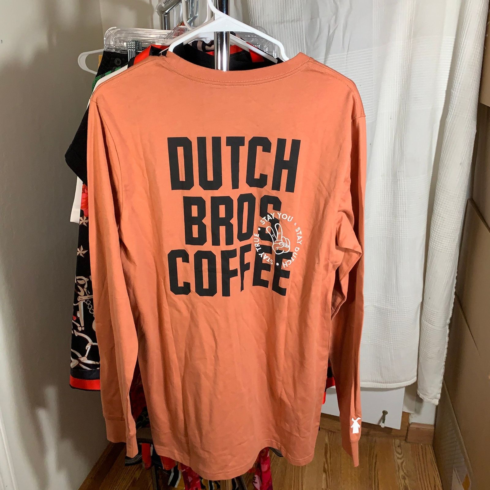 Other Dutch Bros Orange Long Sleeve T-Shirts Size L Size US L / EU 52-54 / 3 - 2 Thumbnail