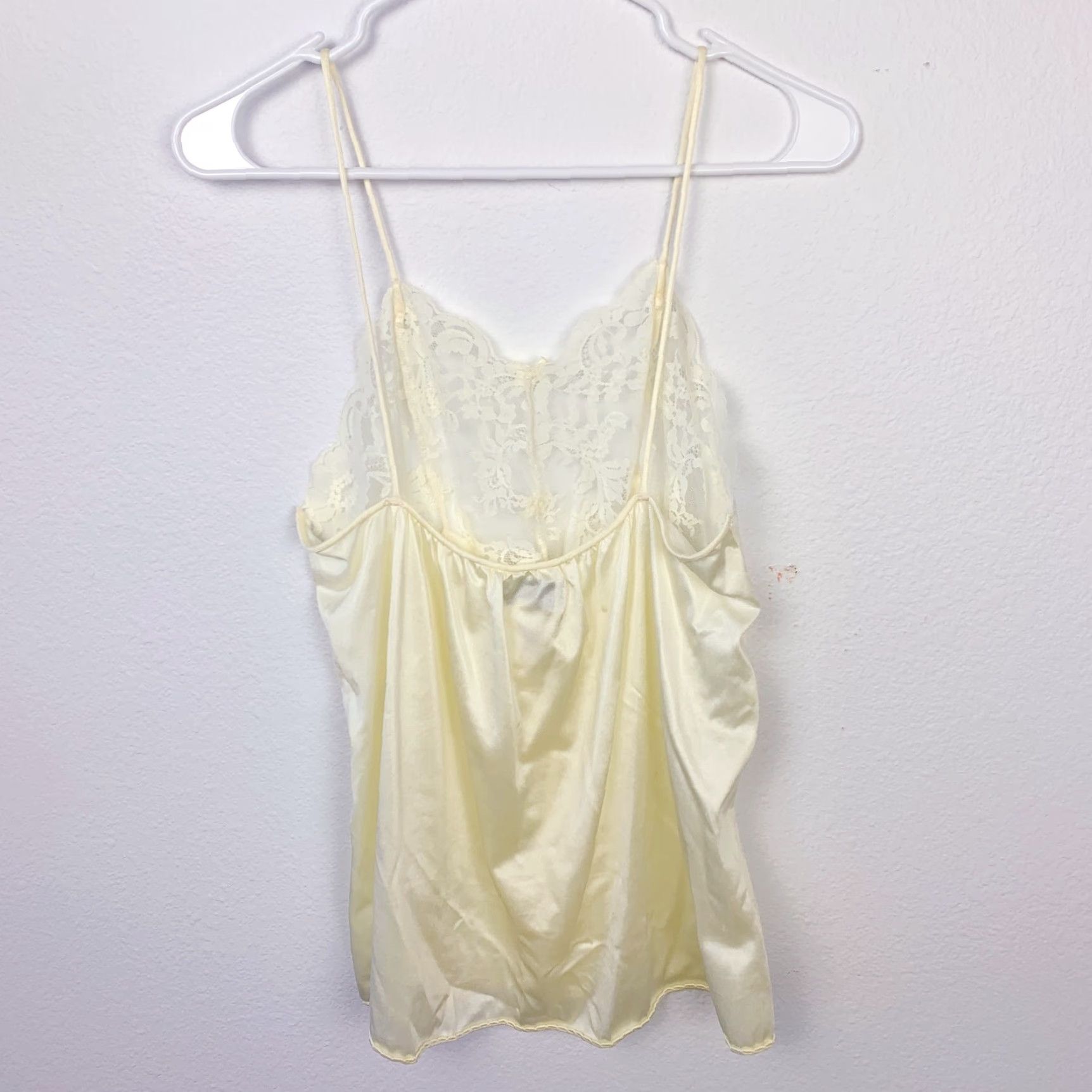 Vintage VINTAGE Bestform Lingerie One Piece Lace Yellow Nightie Shirt Tank Top Small S Nylon 1990s Womens Size S / US 4 / IT 40 - 6 Thumbnail