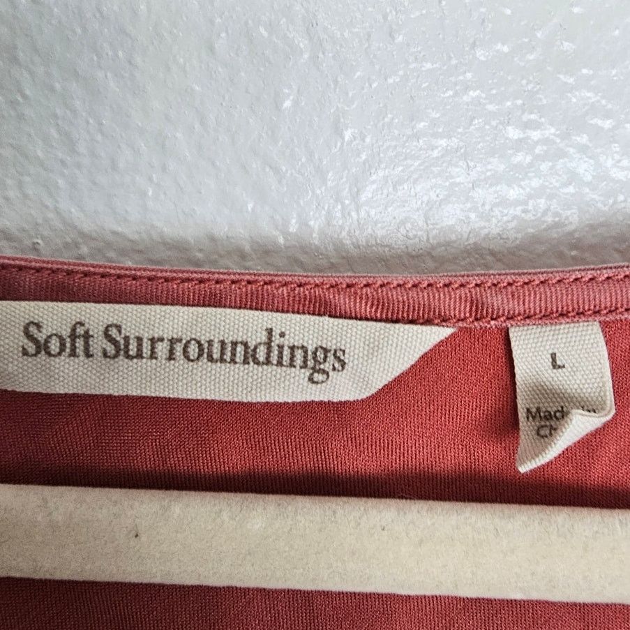 Soft Surroundings Soft Surroundings Womens V-Neck Tank Top Sz L Shiny Classic Size L / US 10 / IT 46 - 5 Thumbnail