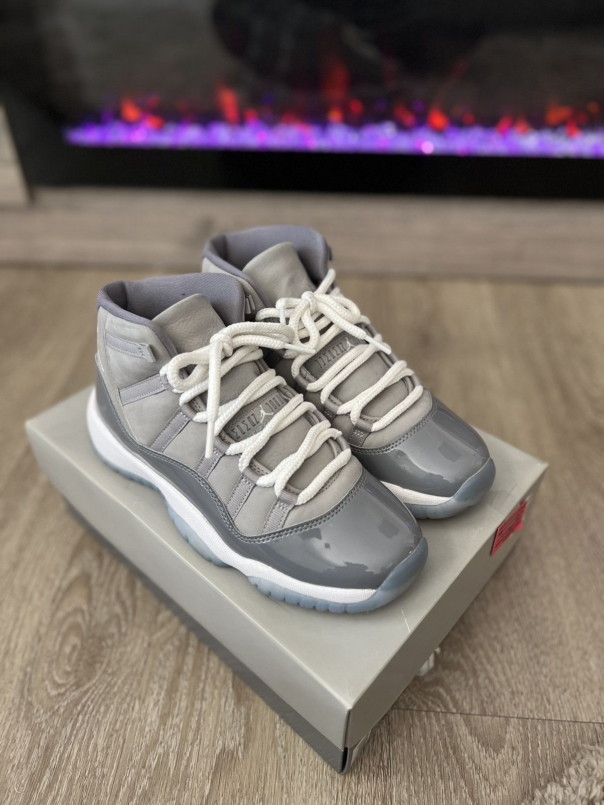 Jordan Brand Air Jordan 11 GS “Cool Grey” Size US 6.5 / EU 39-40 - 9 Thumbnail
