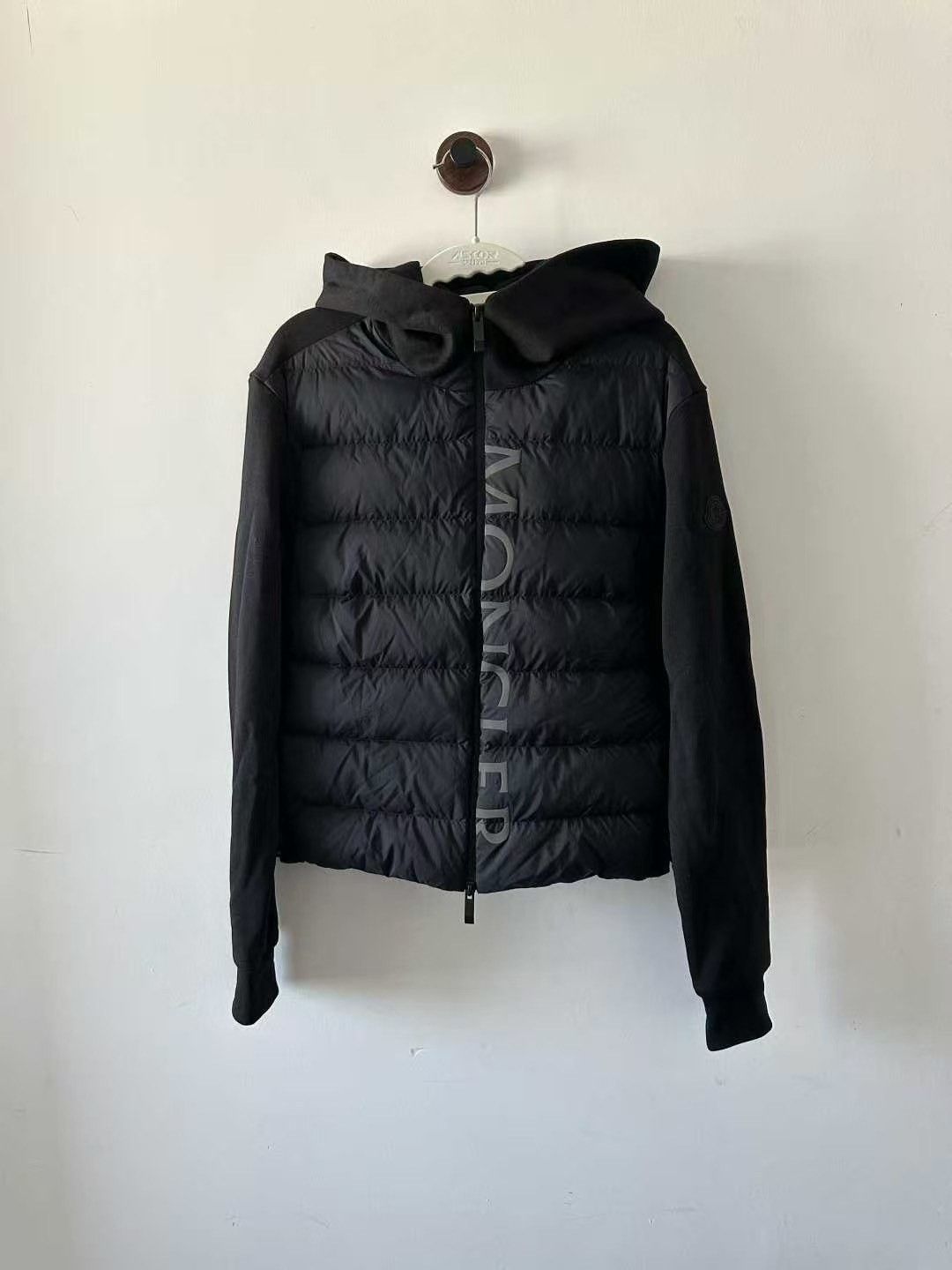 Moncler Moncler Black Quilted Puffer Jacket Size S / US 4 / IT 40 - 1 Thumbnail