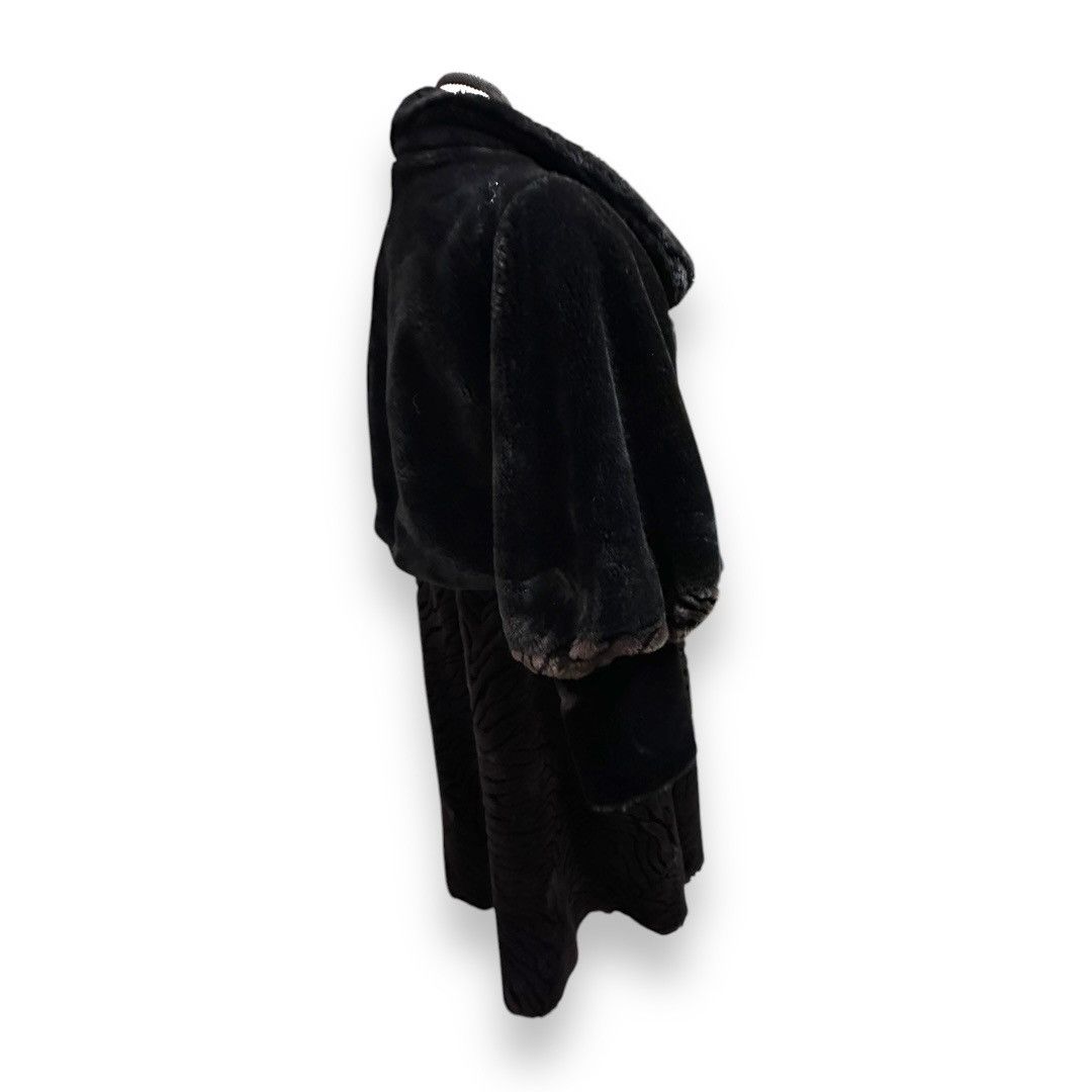 Vintage Women’s XXL Vintage Faux Fur 3/4 Maxi Opera Coat Size XXL / US 16-18 / IT 52-54 - 8 Thumbnail