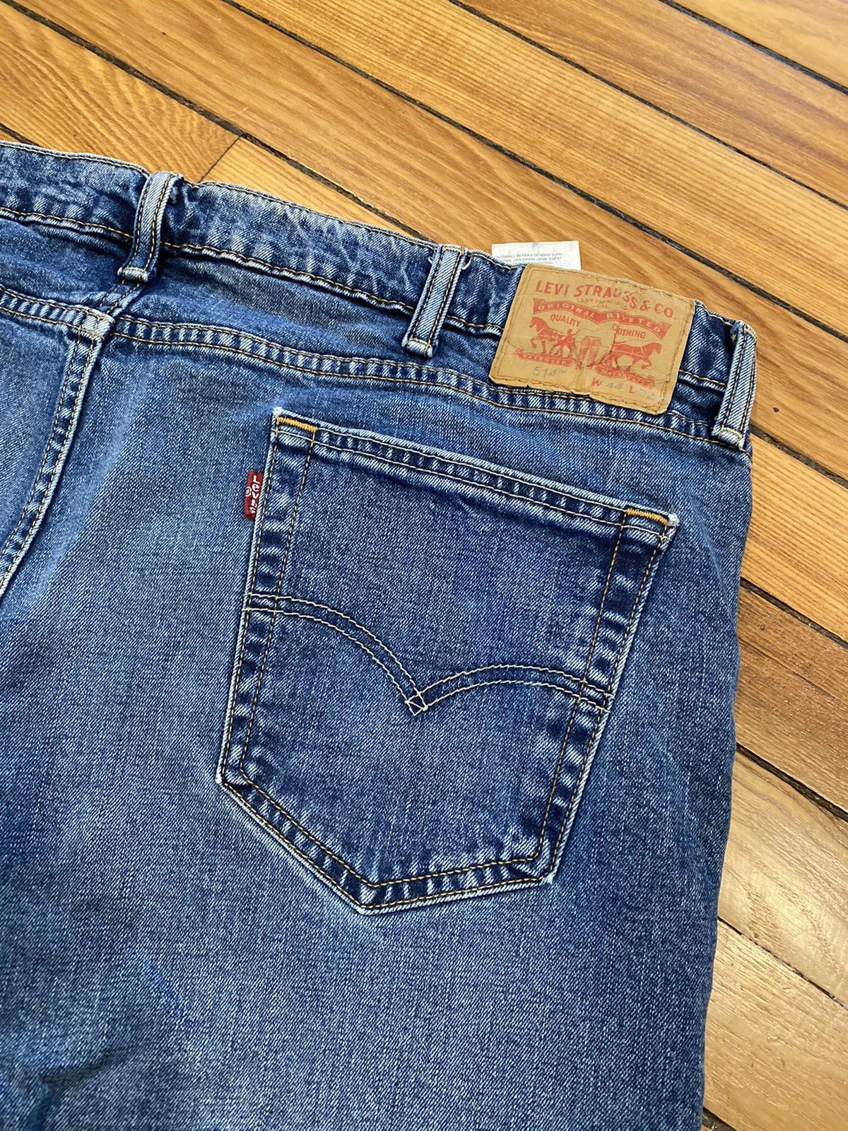 Levi's 44-32 Levi’s Blue jeans Size US 44 / EU 60 - 2 Thumbnail